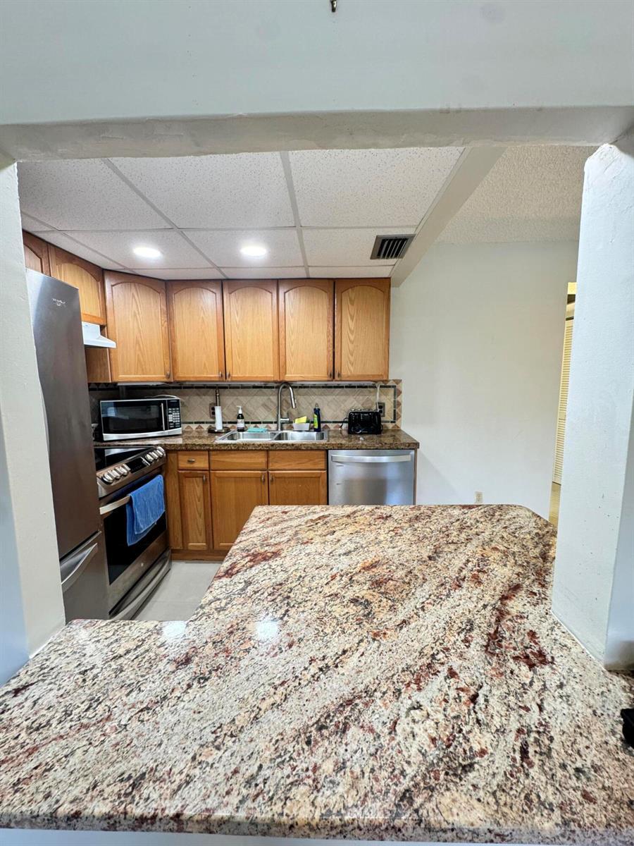 1036 Harwood D, Deerfield Beach FL 33442 photo 5