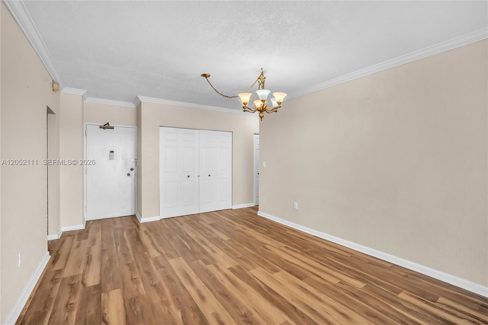 1950 S Ocean Dr, Hallandale Beach FL 33009 photo 2