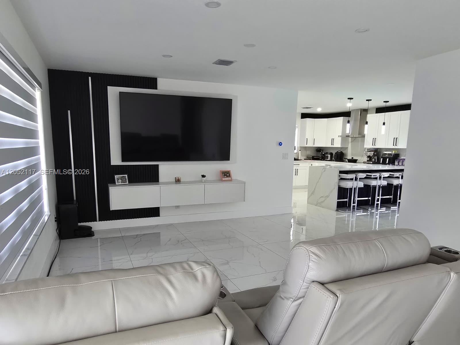 291 NW 93rd Ave, Pembroke Pines FL 33024 photo 5