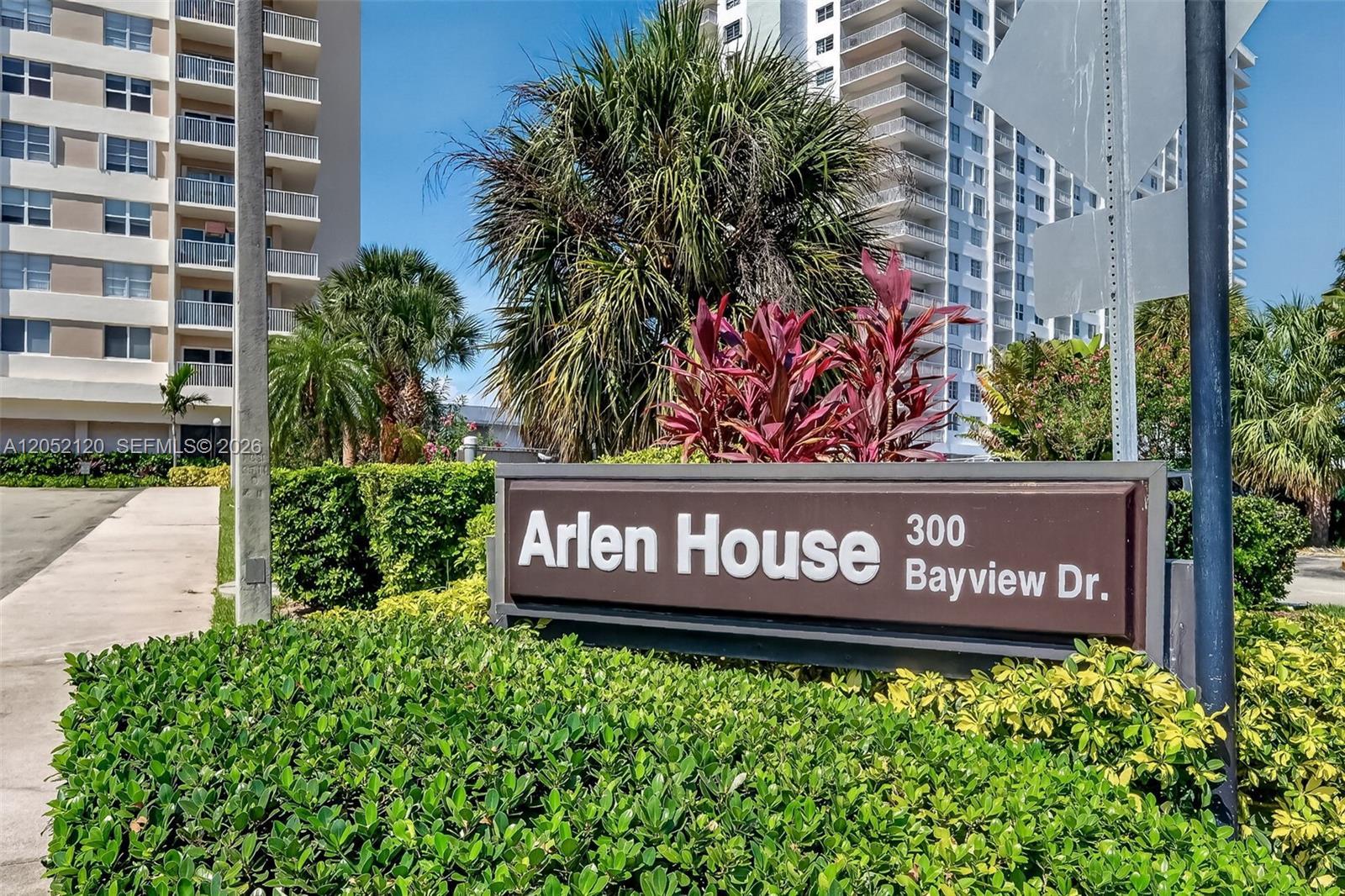 300 Bayview Dr # 916, Sunny Isles Beach FL 33160 photo 2