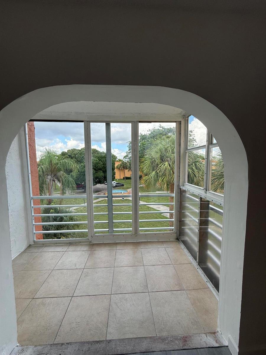 4324 NW 9th Avenue # 3c, Deerfield Beach FL 33064 photo 4