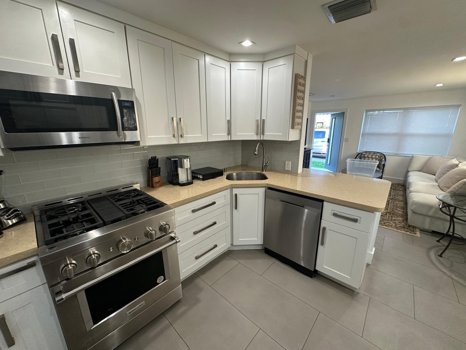 300 Central Drive, West Palm Beach FL 33405 photo 3