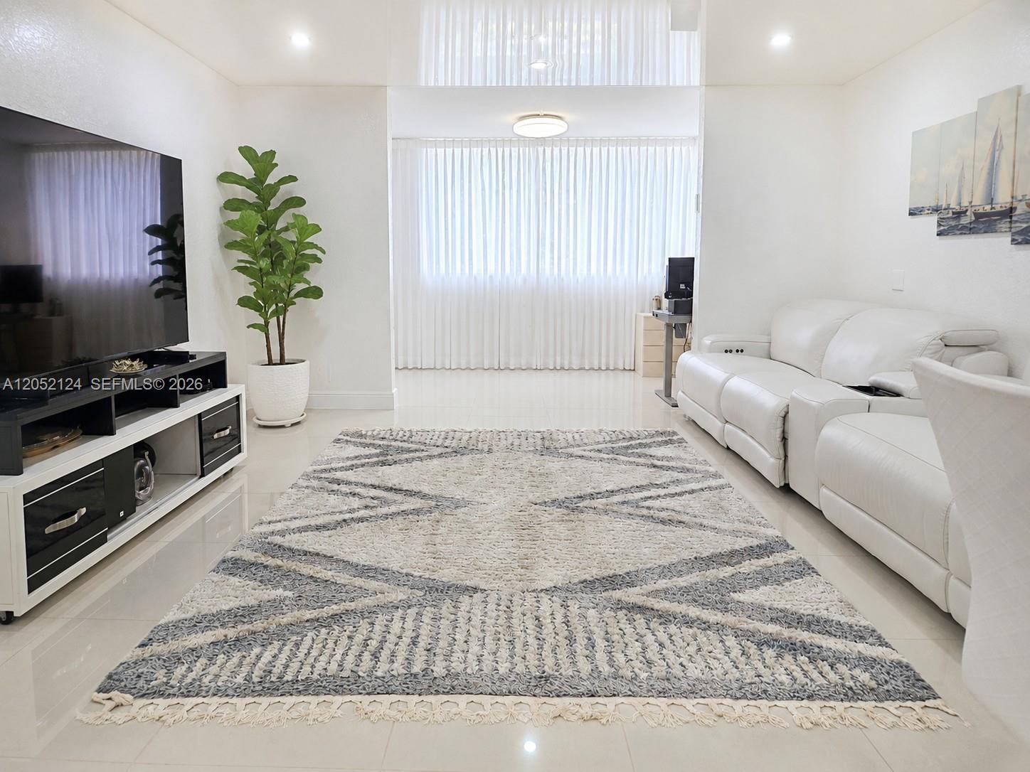 301 NE 14th Ave # 207, Hallandale Beach FL 33009 photo 3