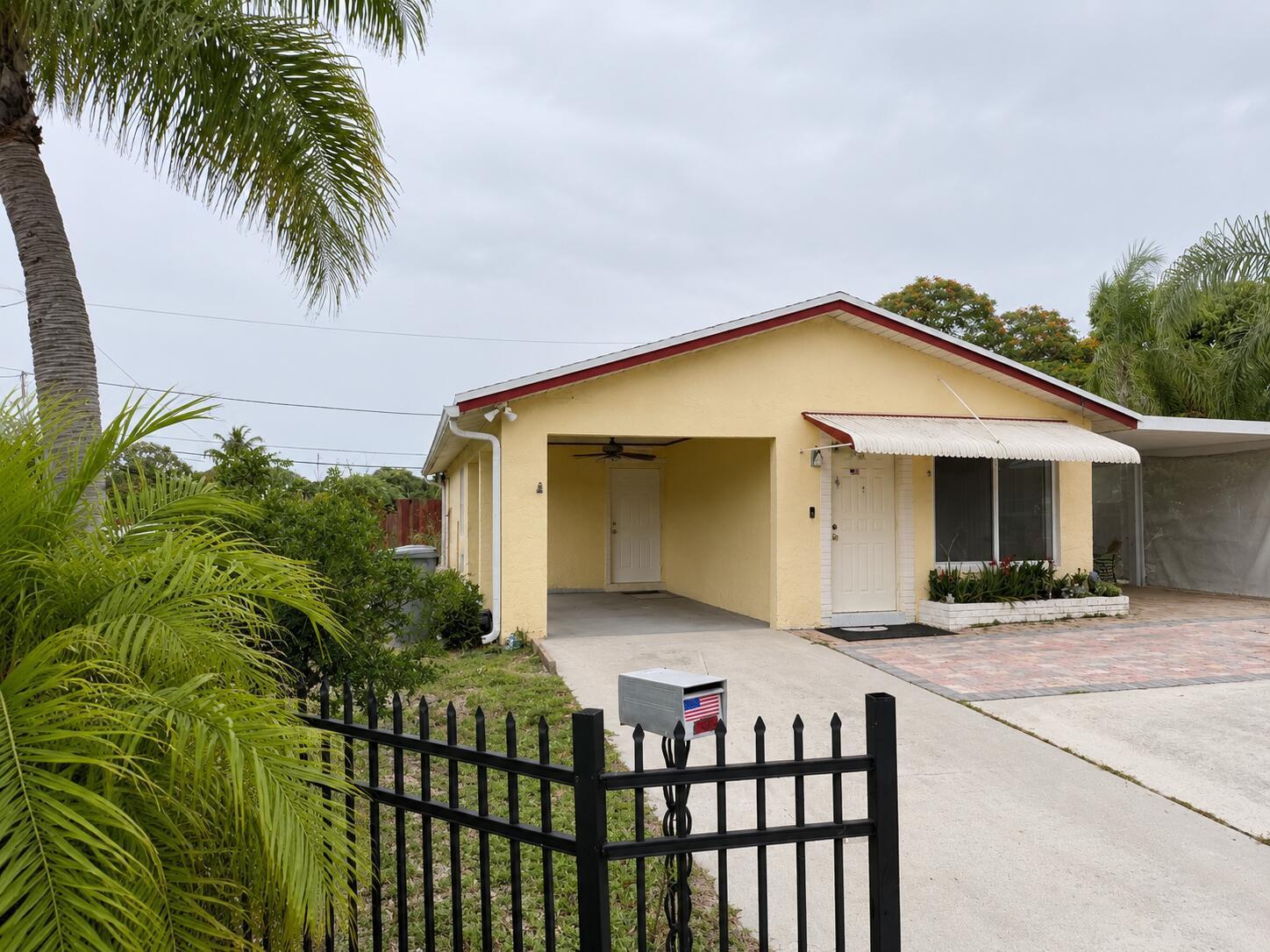 200 NW 12th Court, Pompano Beach FL 33060 photo 2