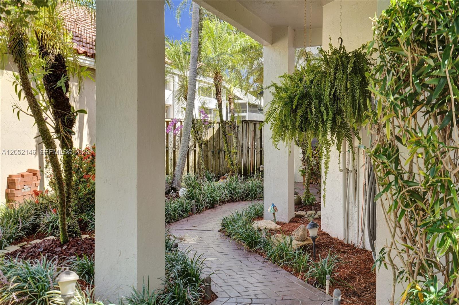 10073 NW 5th St, Plantation FL 33324 photo 3