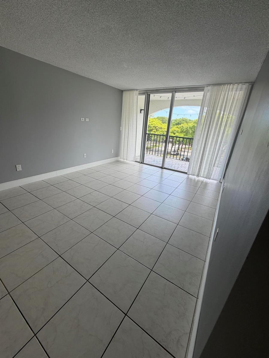 2160 SW 16th Avenue SW # 418, Miami FL 33145 photo 5