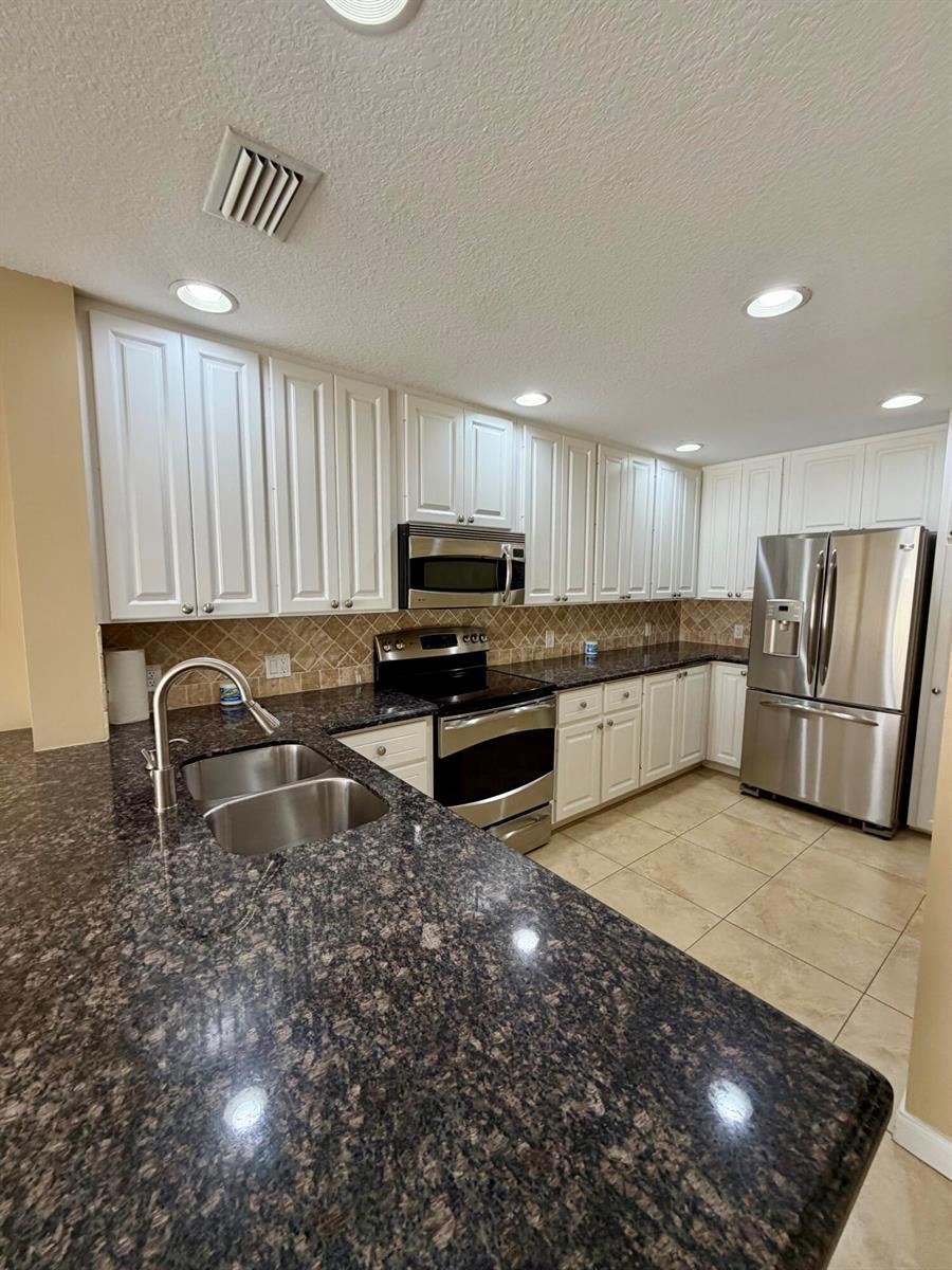 1605 Jeaga Drive, Jupiter FL 33458