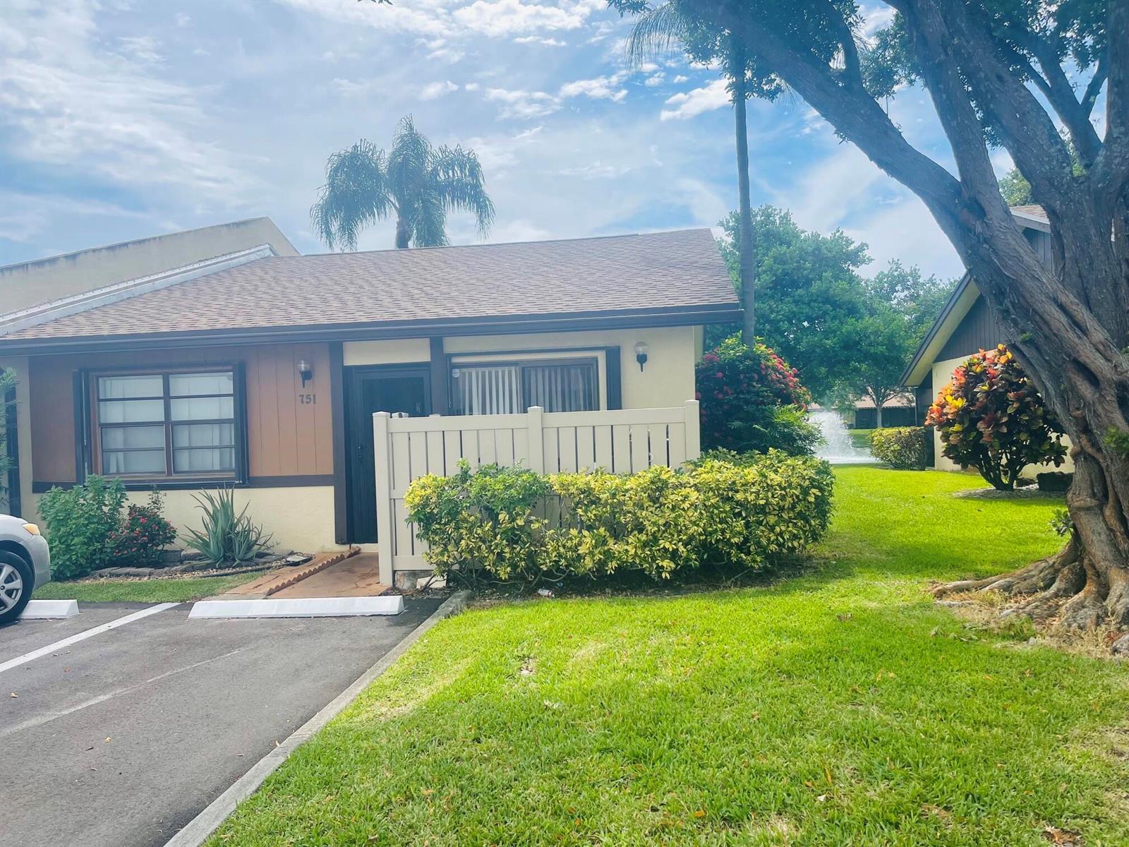 751 Banks Road, Margate FL 33063 photo 2