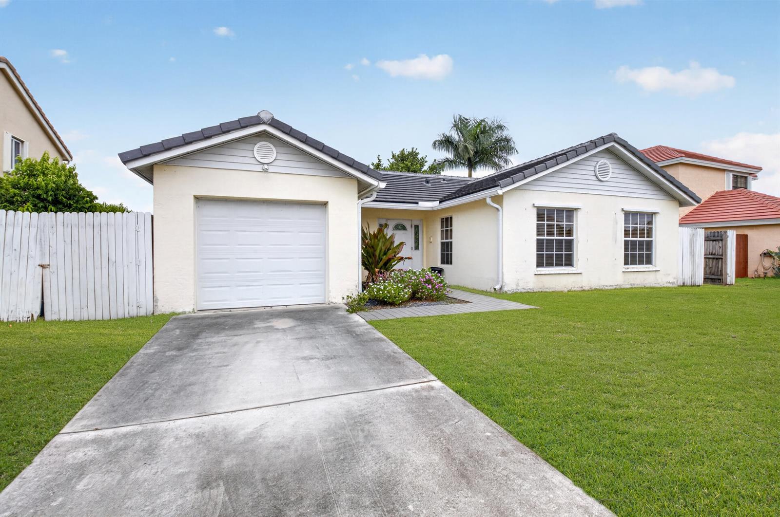 6773 Alden Ridge Drive, Boynton Beach FL 33437 photo 2
