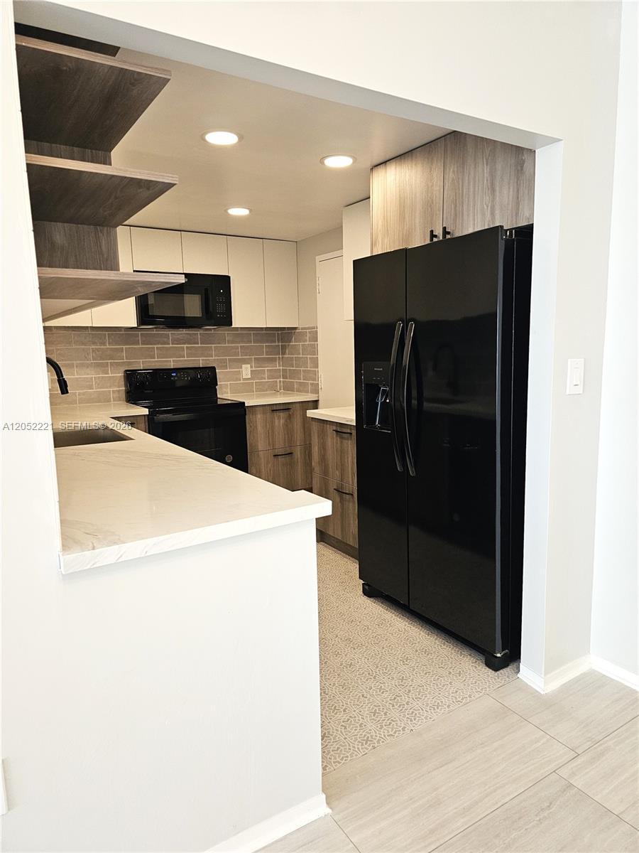 1985 S Ocean Dr # 5D, Hallandale Beach FL 33009 photo 5