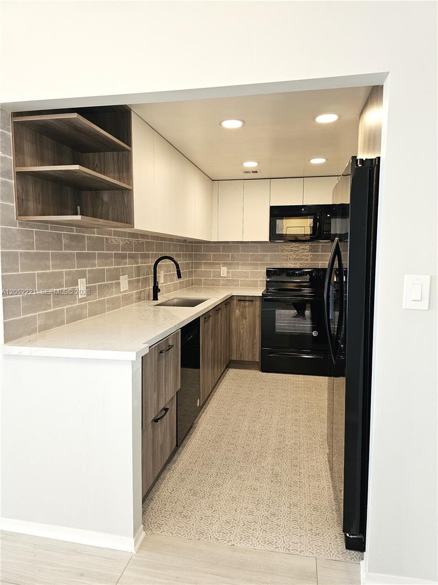 1985 S Ocean Dr # 5D, Hallandale Beach FL 33009 photo 4