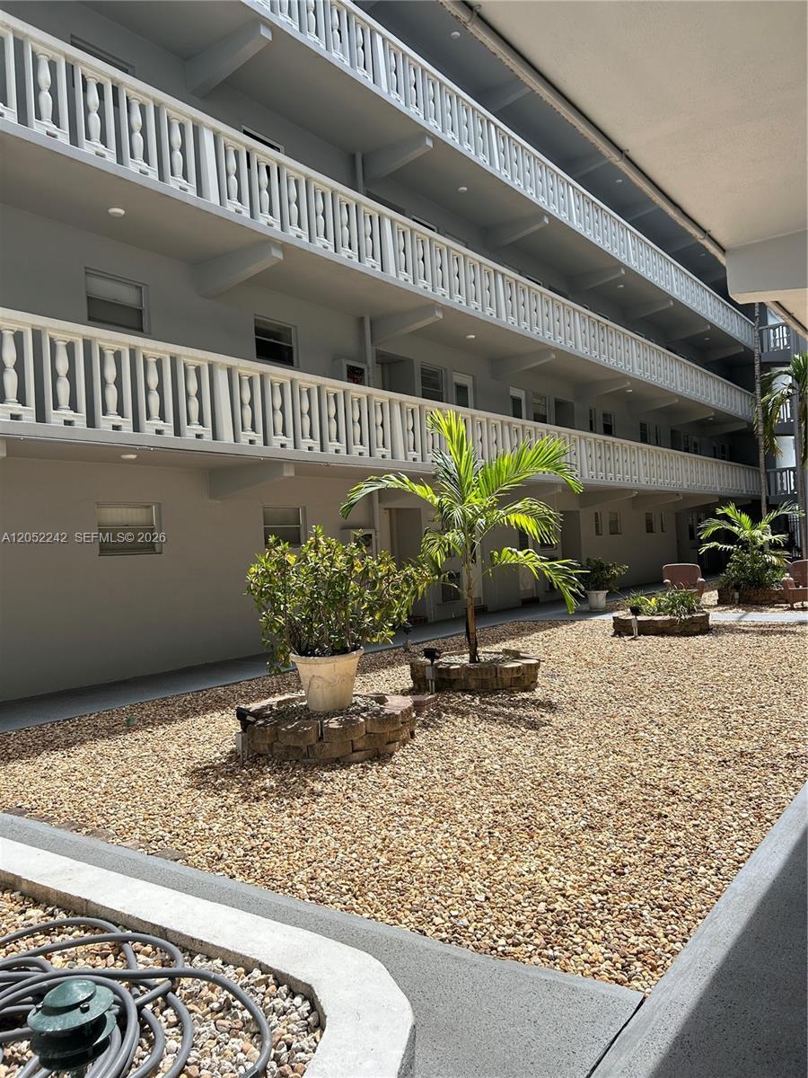 329 SE 3rd St # 502S, Hallandale Beach FL 33009 photo 3