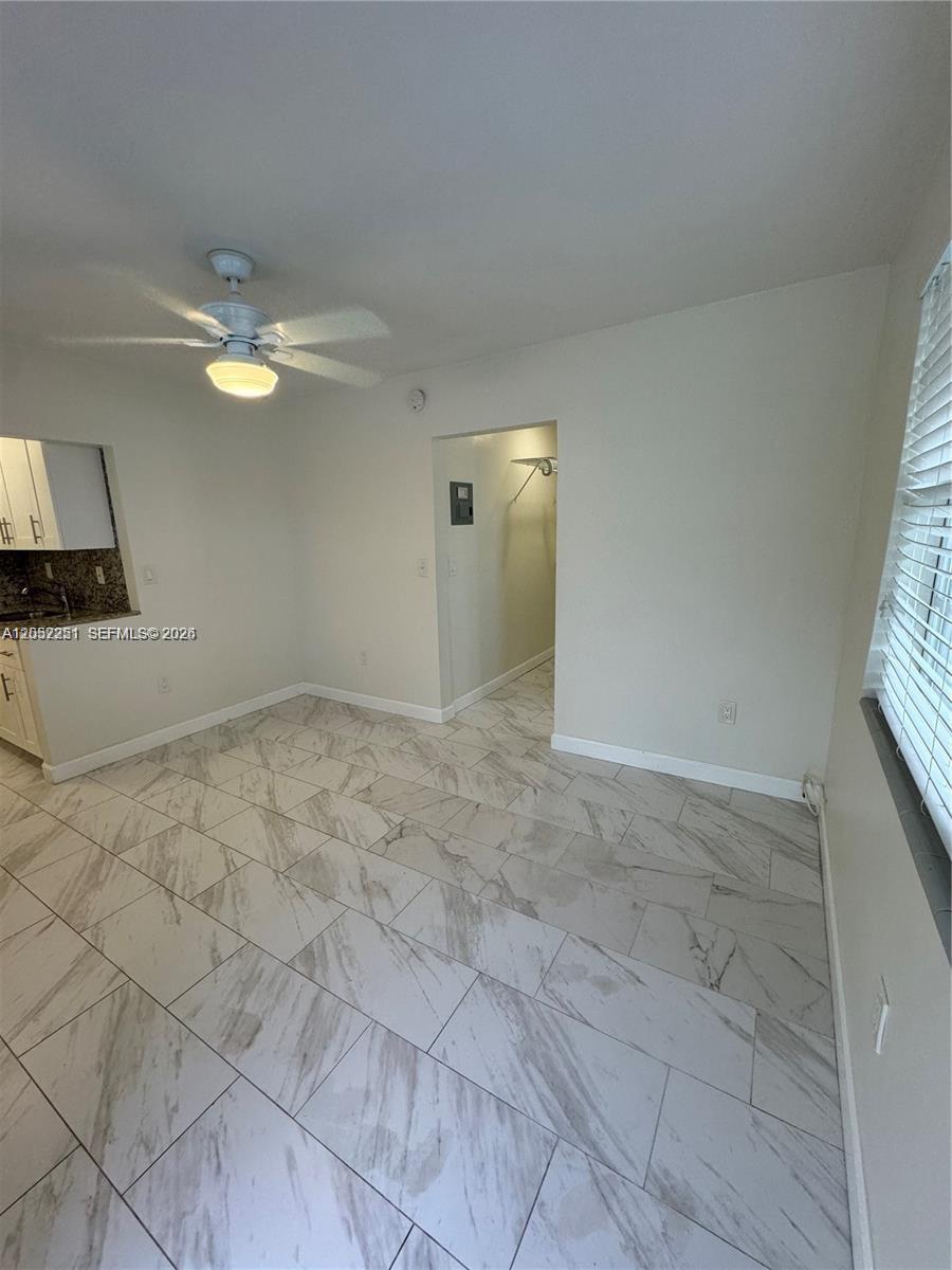 11890 NE 16th Ave # 6, Miami FL 33161 photo 2