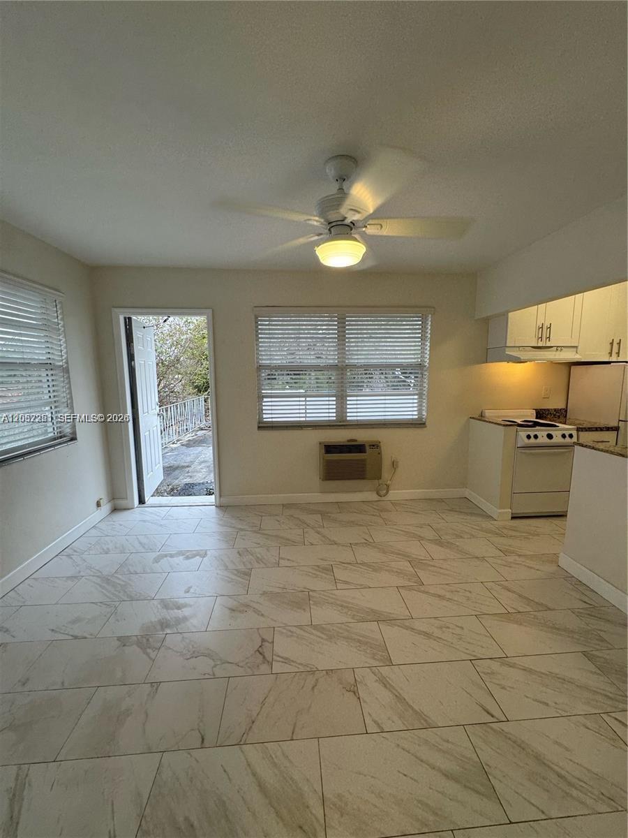 11890 NE 16th Ave # 6, Miami FL 33161 photo 3