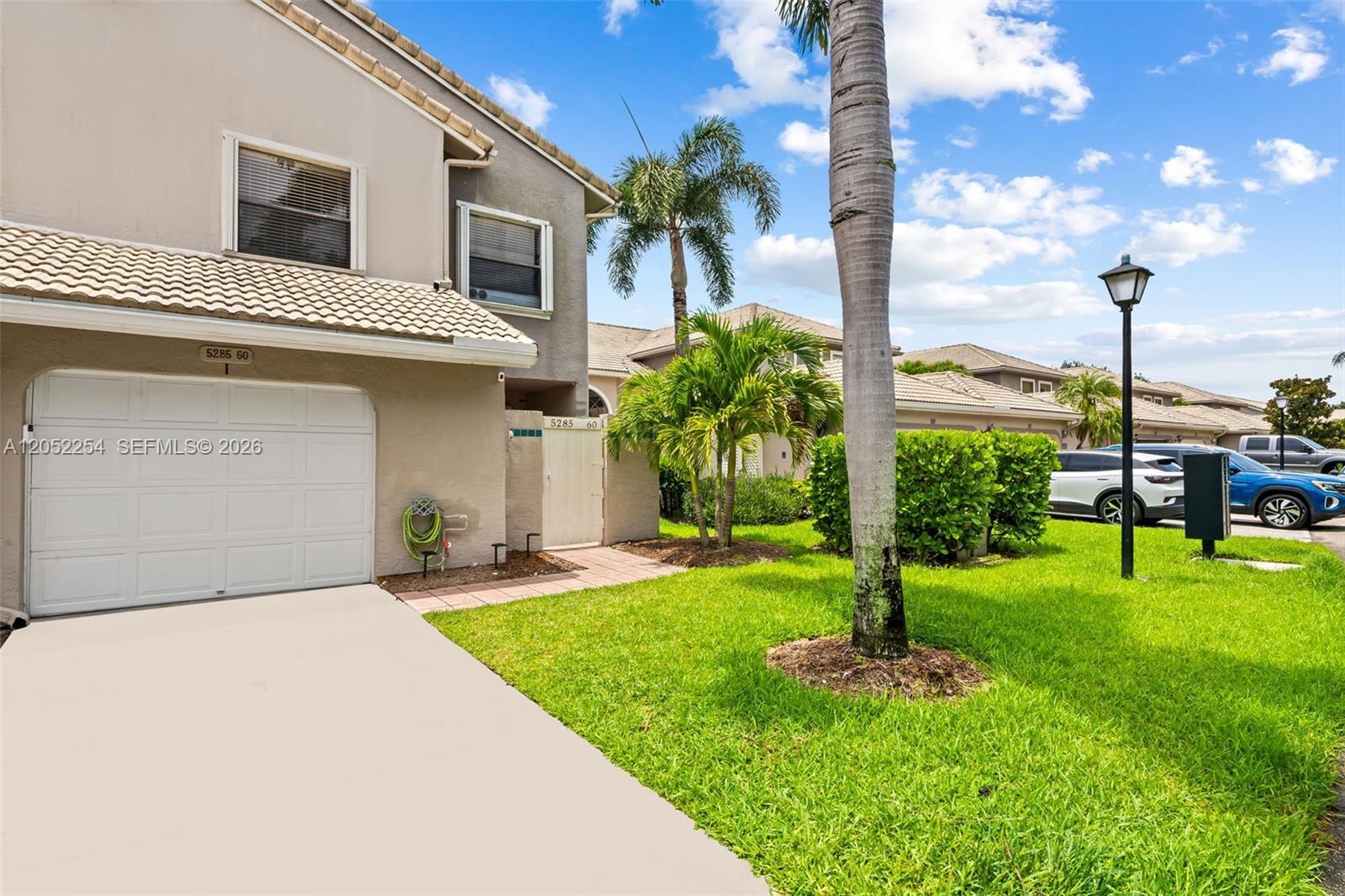 5285 Monterey Circle, Delray Beach FL 33484 photo 3