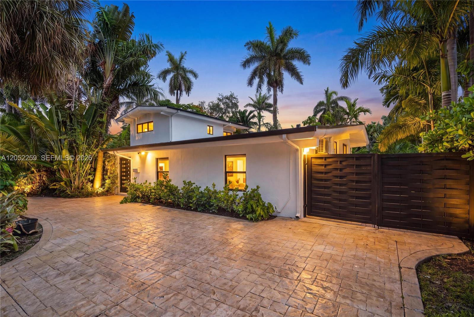 7810 Beachview Dr, North Bay Village FL 33141 photo 2