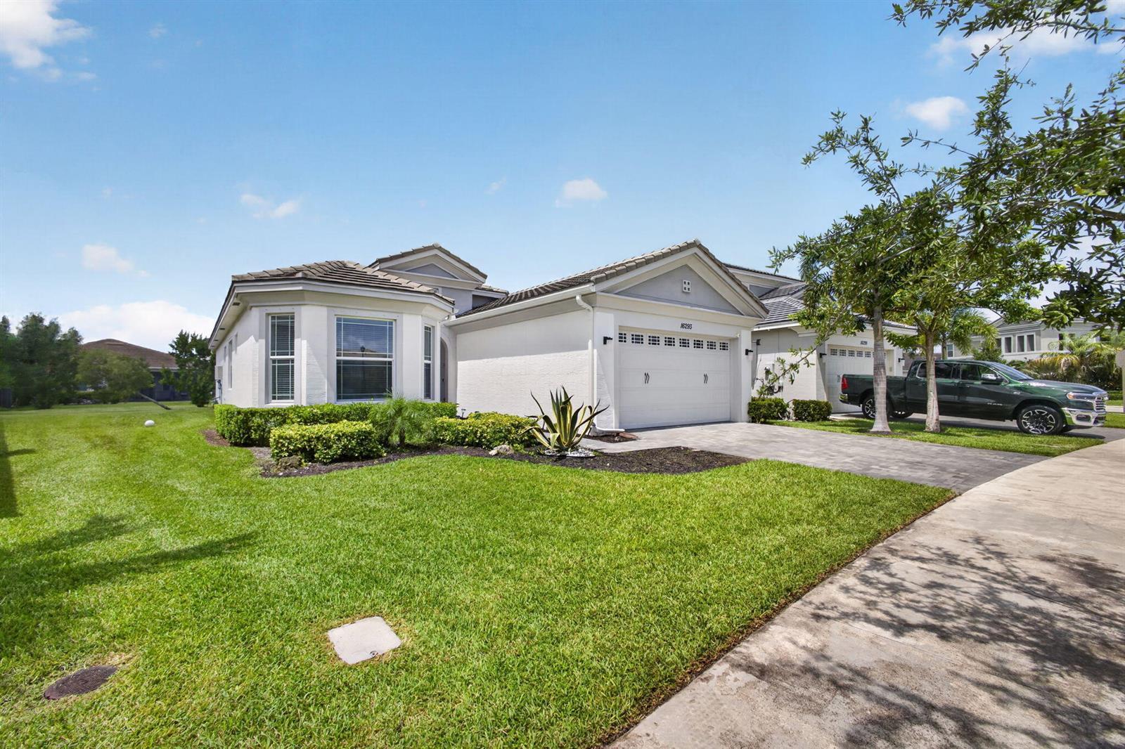 16293 Melogold Drive, FL 33470 photo 5