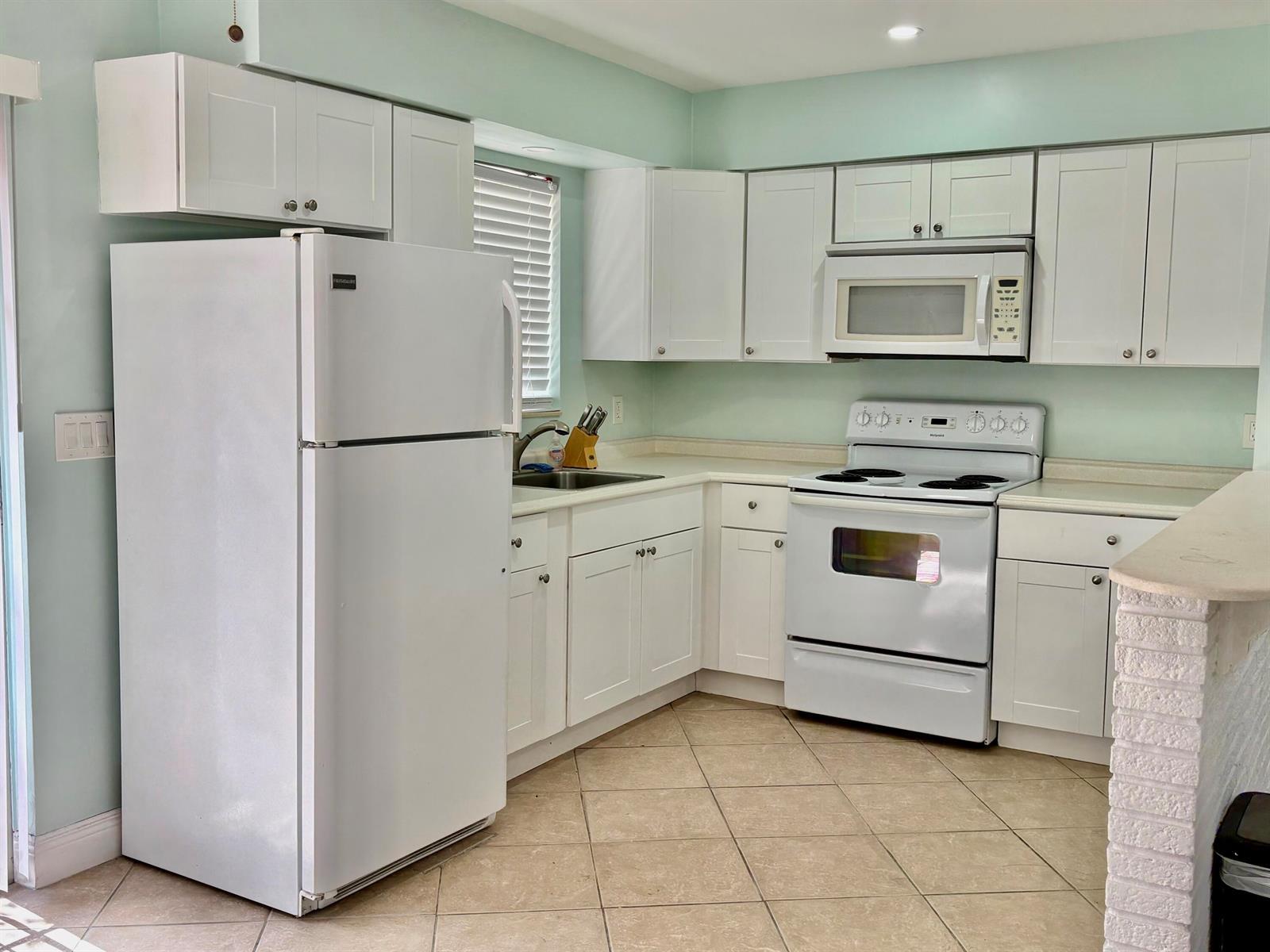 720 SE 15th Street # 1, Fort Lauderdale FL 33316 photo 3