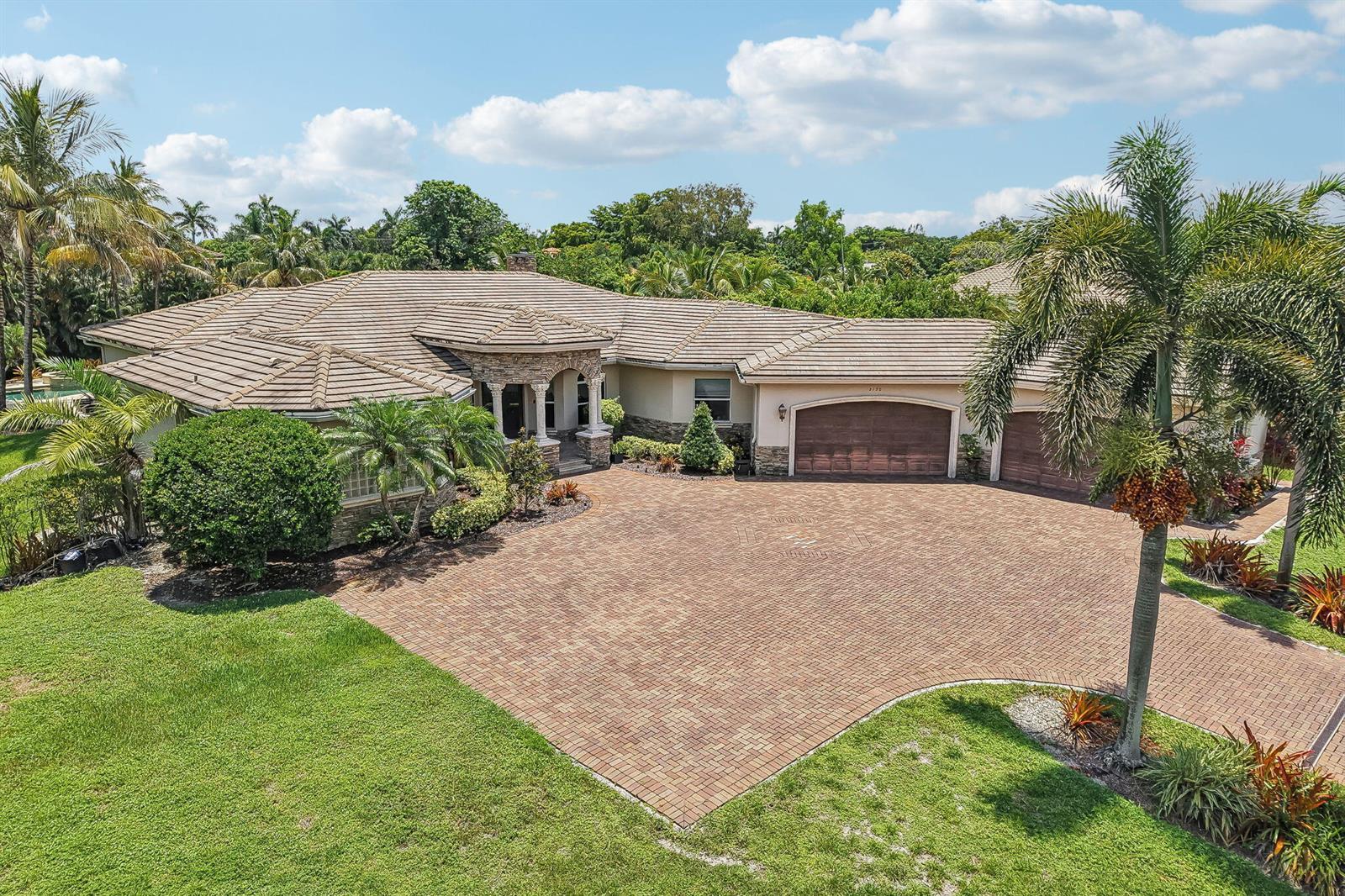 2130 SW 113th Avenue, Davie FL 33325