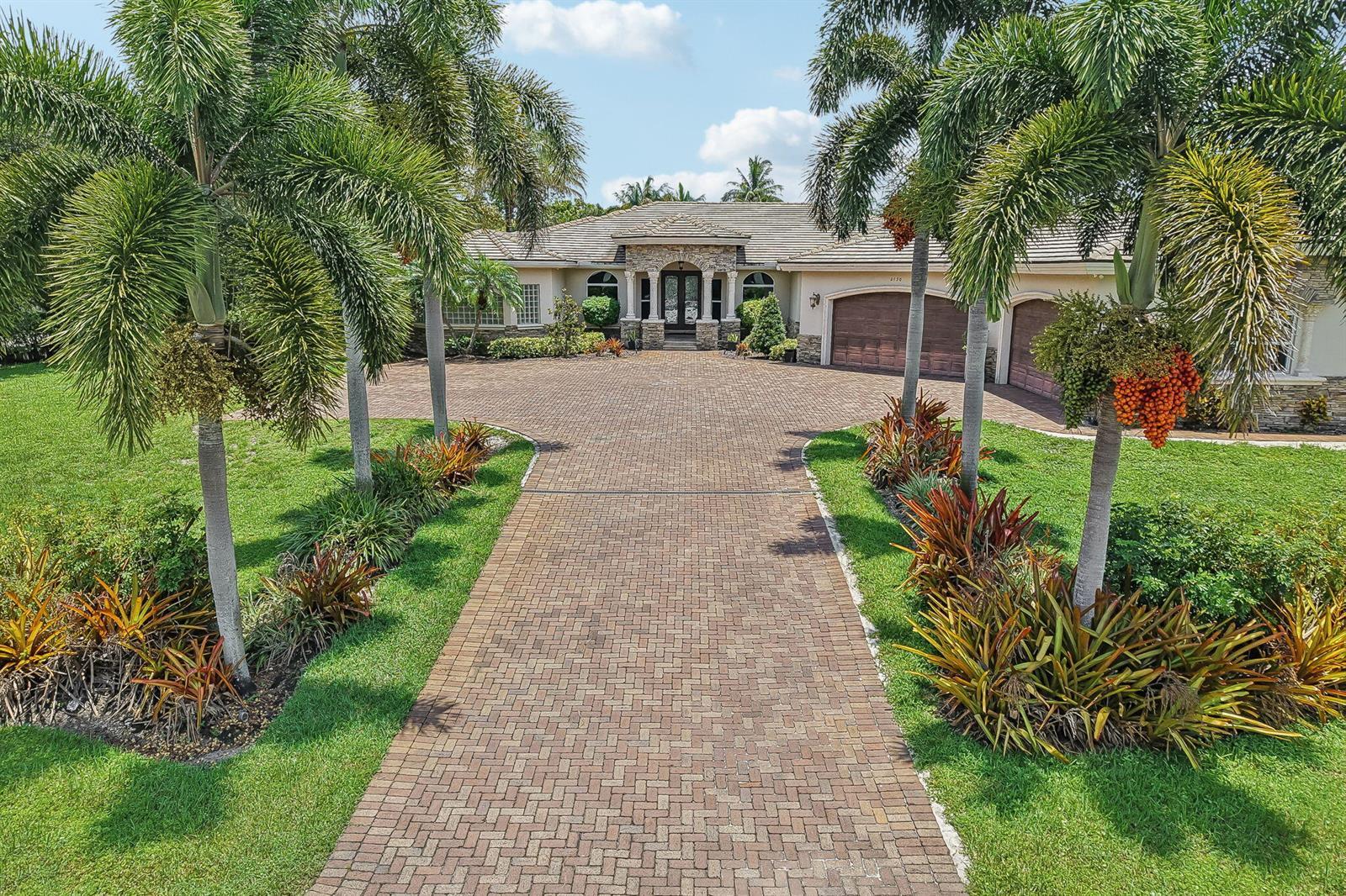 2130 SW 113th Avenue, Davie FL 33325 photo 5