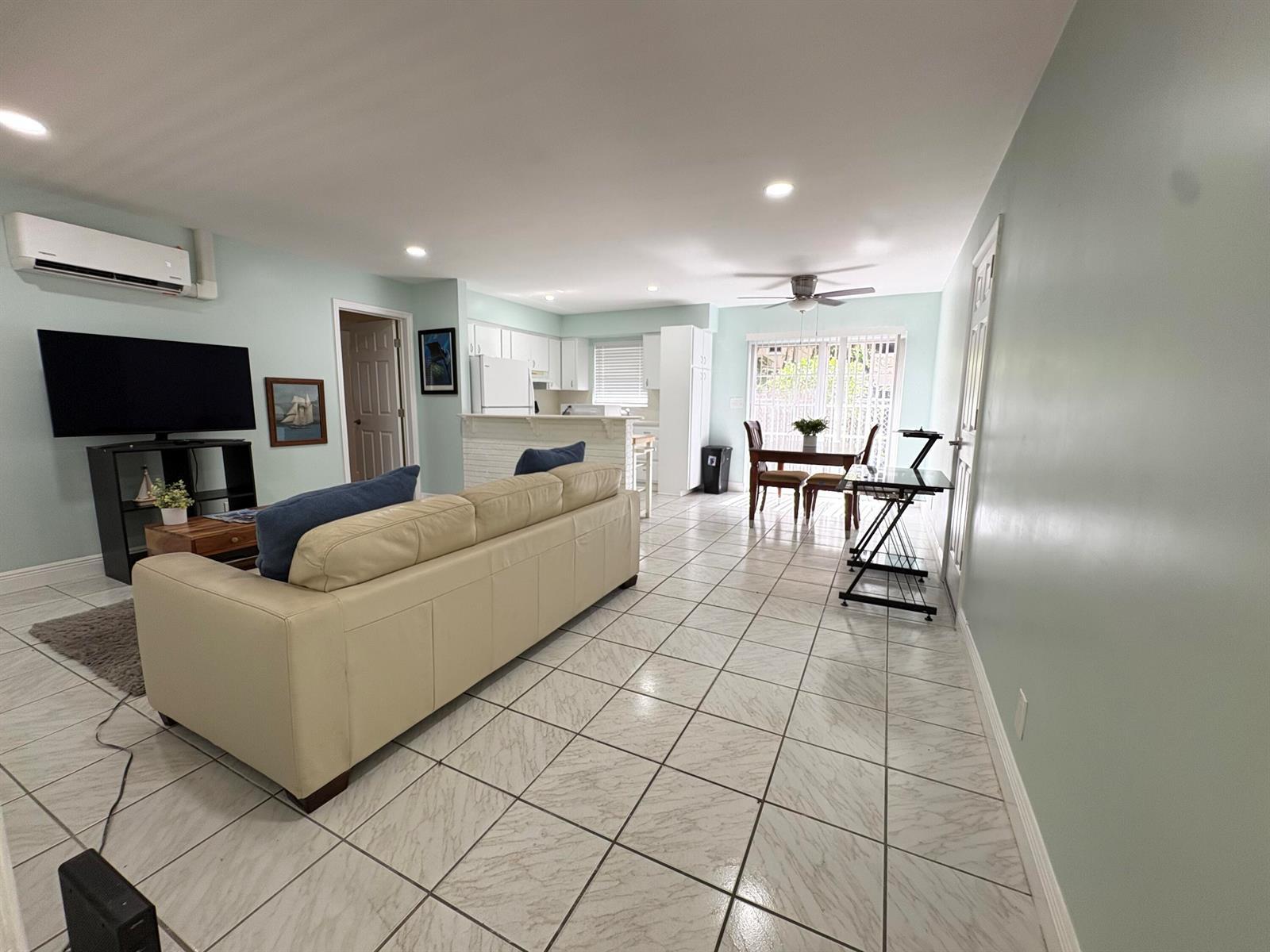 720 SE 15th Street # 2, Fort Lauderdale FL 33316 photo 2