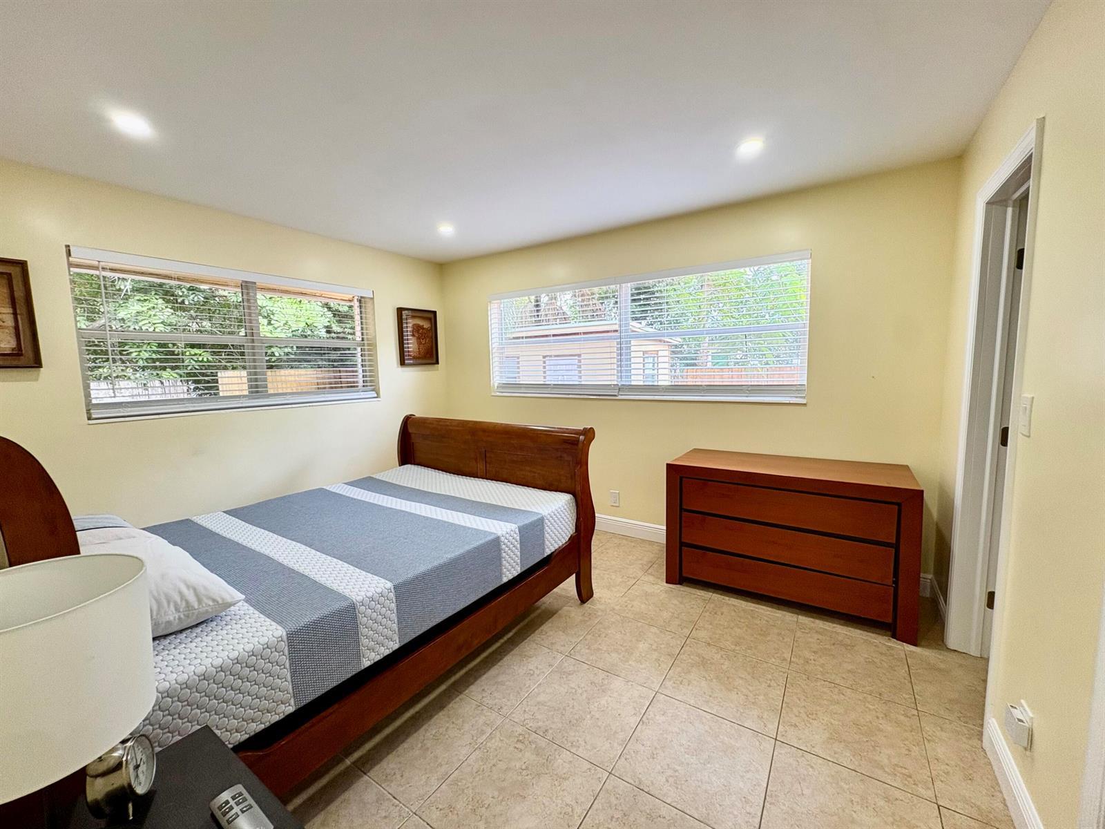 720 SE 15th Street # 2, Fort Lauderdale FL 33316 photo 4
