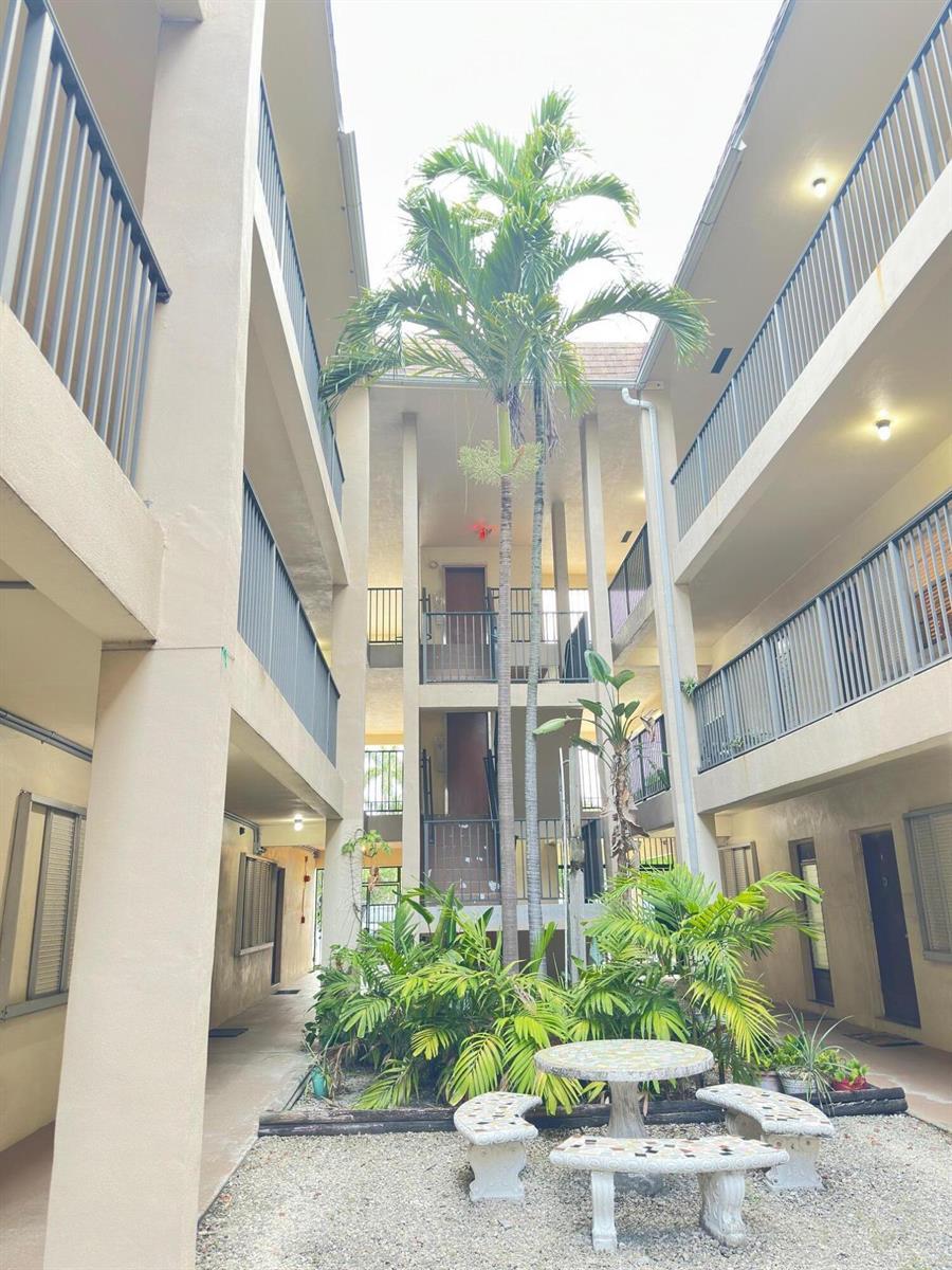 348 S Federal Highway # 10, Dania Beach FL 33004 photo 2