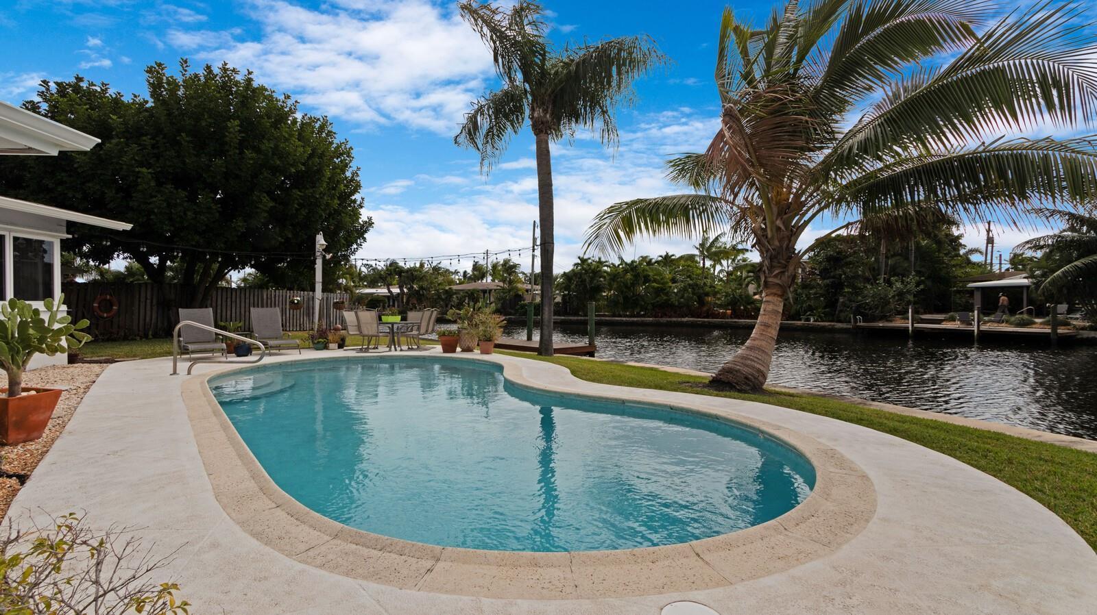 2156 NE 27th Drive, Wilton Manors FL 33306 photo 3