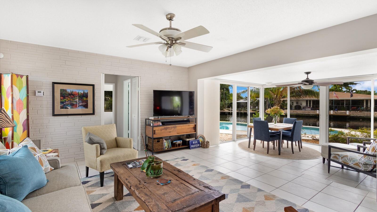 2156 NE 27th Drive, Wilton Manors FL 33306
