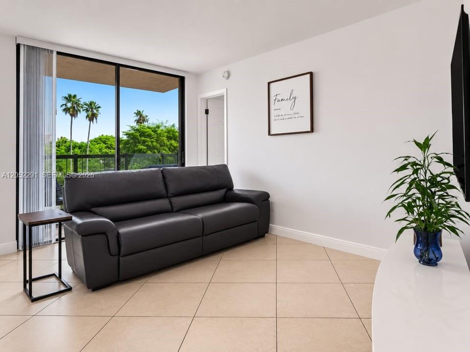 2055 SW 122nd Ave # 418, Miami FL 33175 photo 5