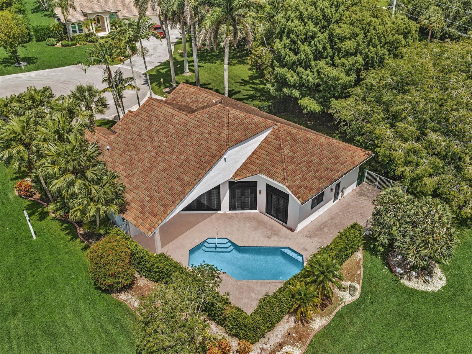 2602 SW 132nd Way, Davie FL 33330 photo 4