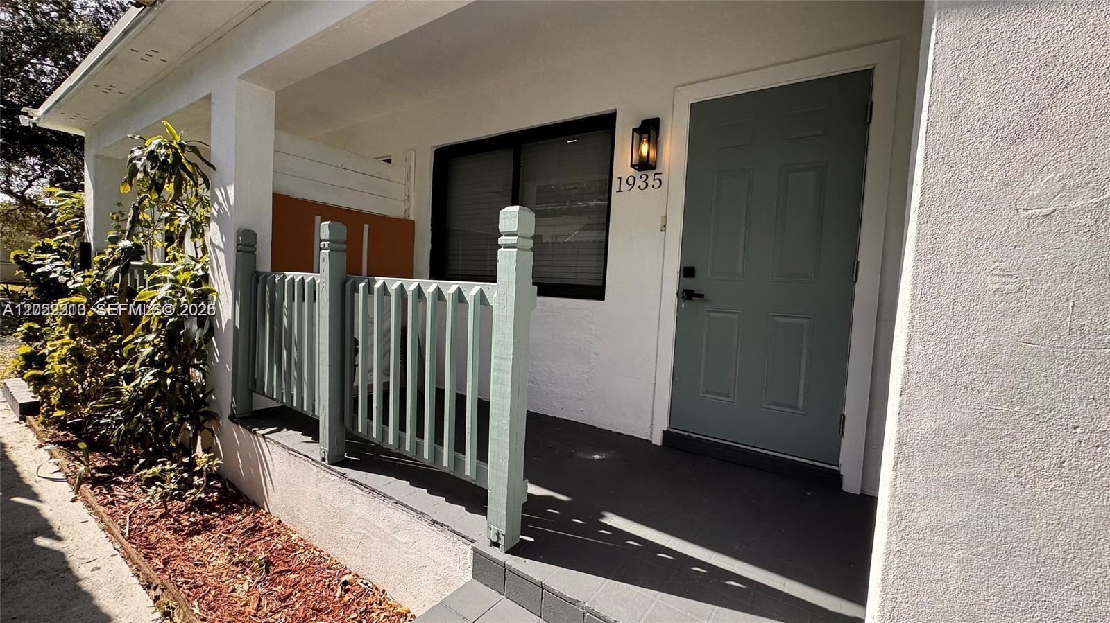 1933 Washington St # 1935, Hollywood FL 33020 photo 3