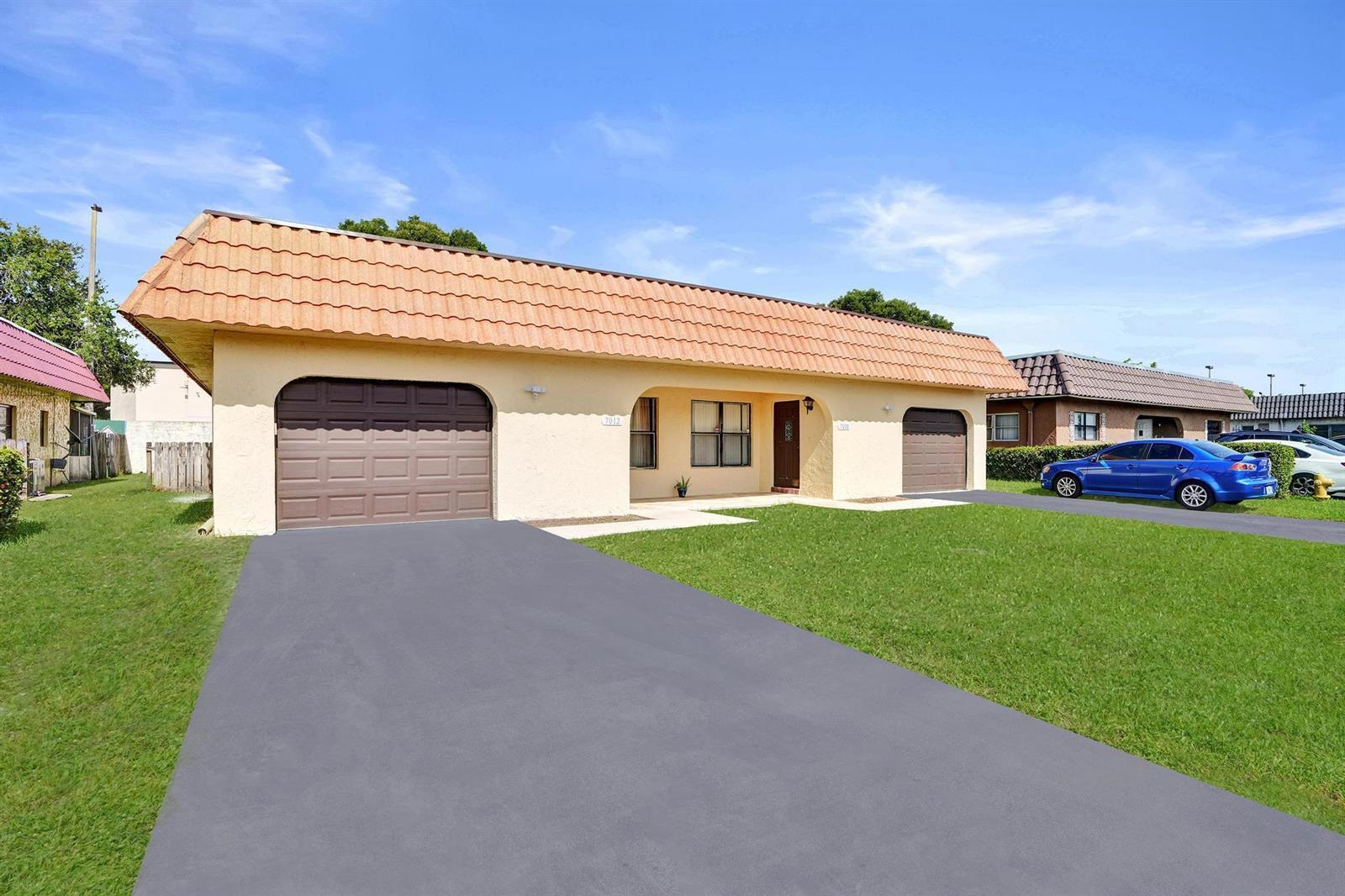 7010-7012 NW 78th Avenue, Tamarac FL 33321 photo 4