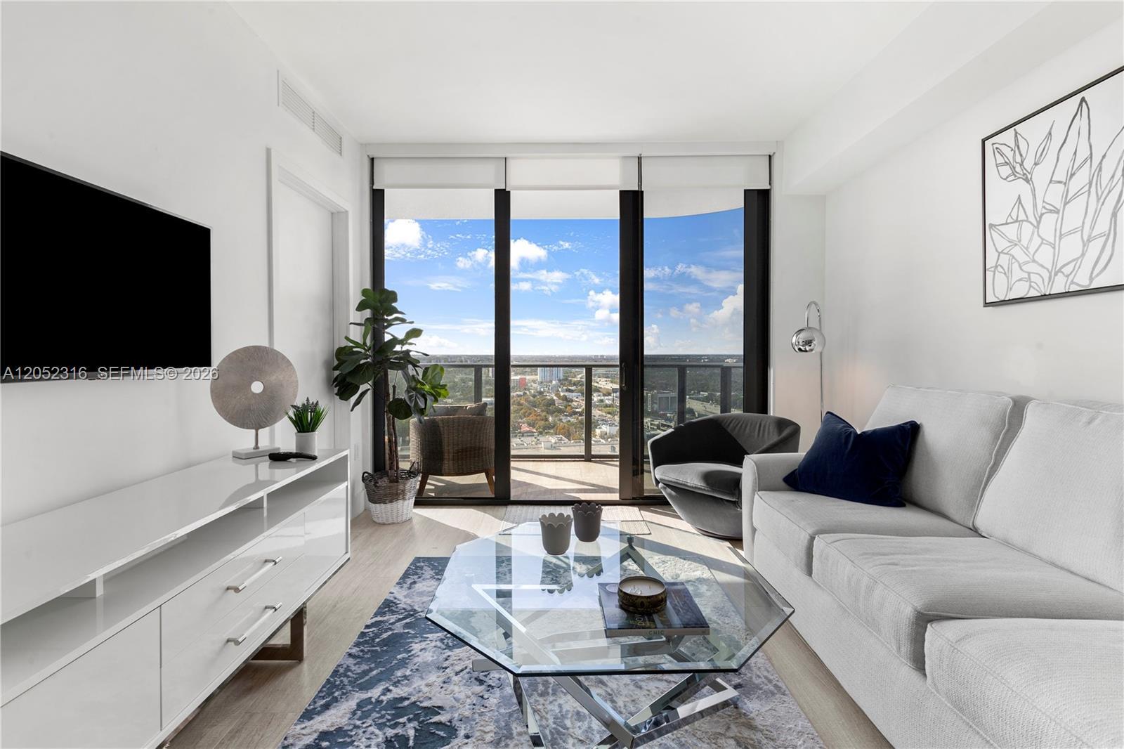 121 NE 34th St # 2410, Miami FL 33137 photo 2