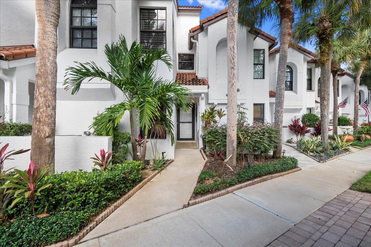 2379 Treasure Isle Drive # 24, Palm Beach Gardens FL 33410