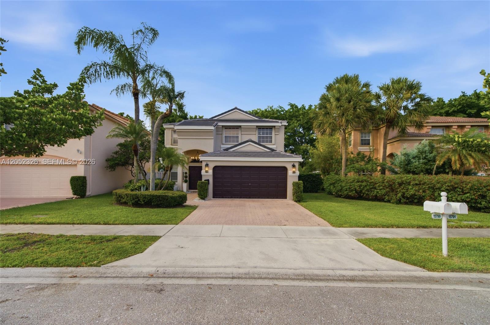 15799 NW 4th St, Pembroke Pines FL 33028 photo 2