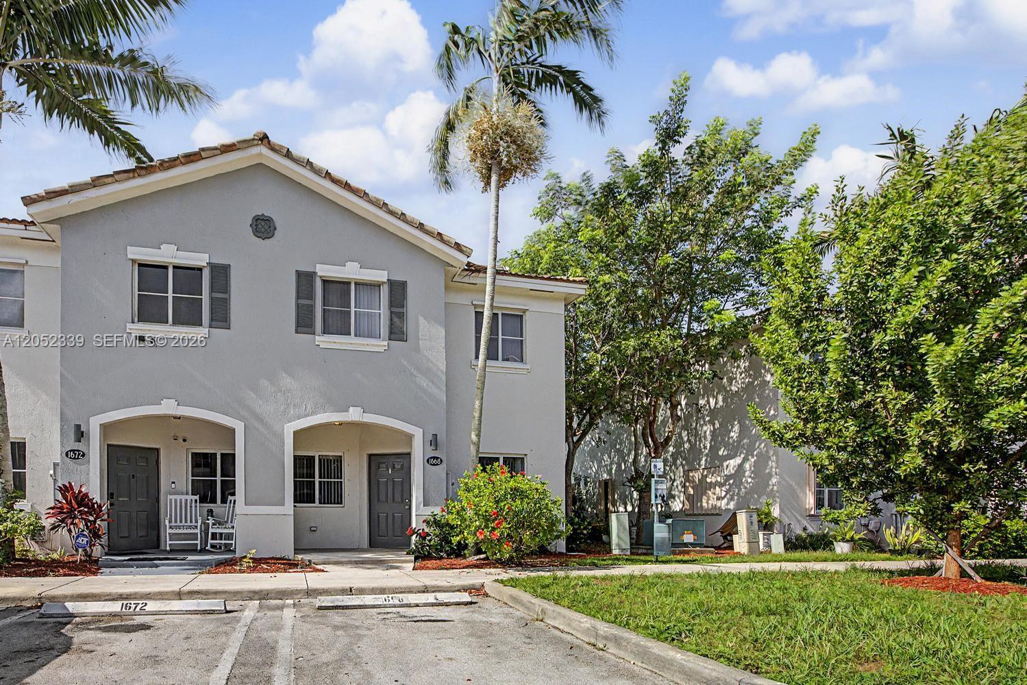 1668 SE 30th St # 1, Homestead FL 33035