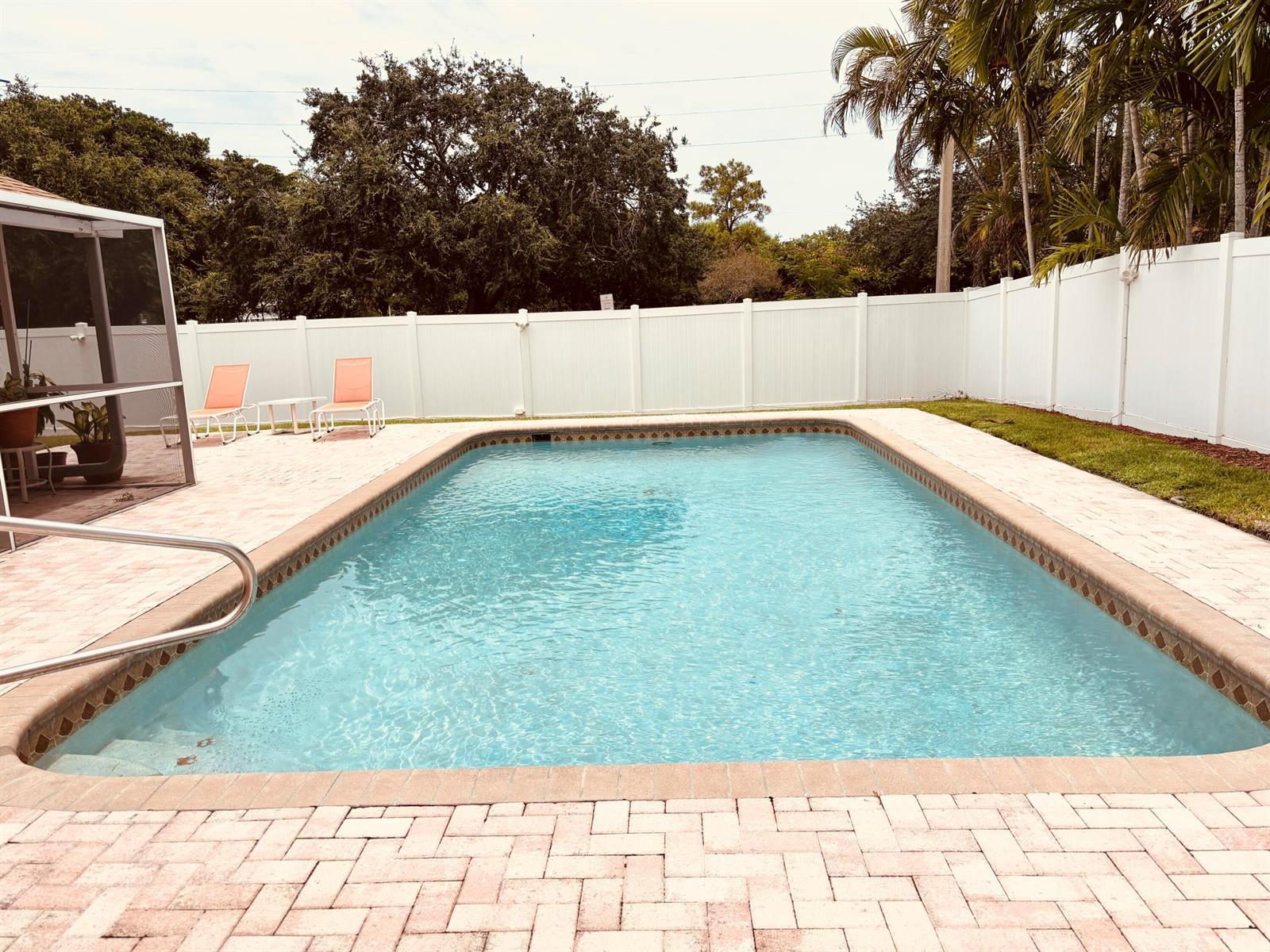 1076 SW 26th Terrace, Deerfield Beach FL 33442 photo 3