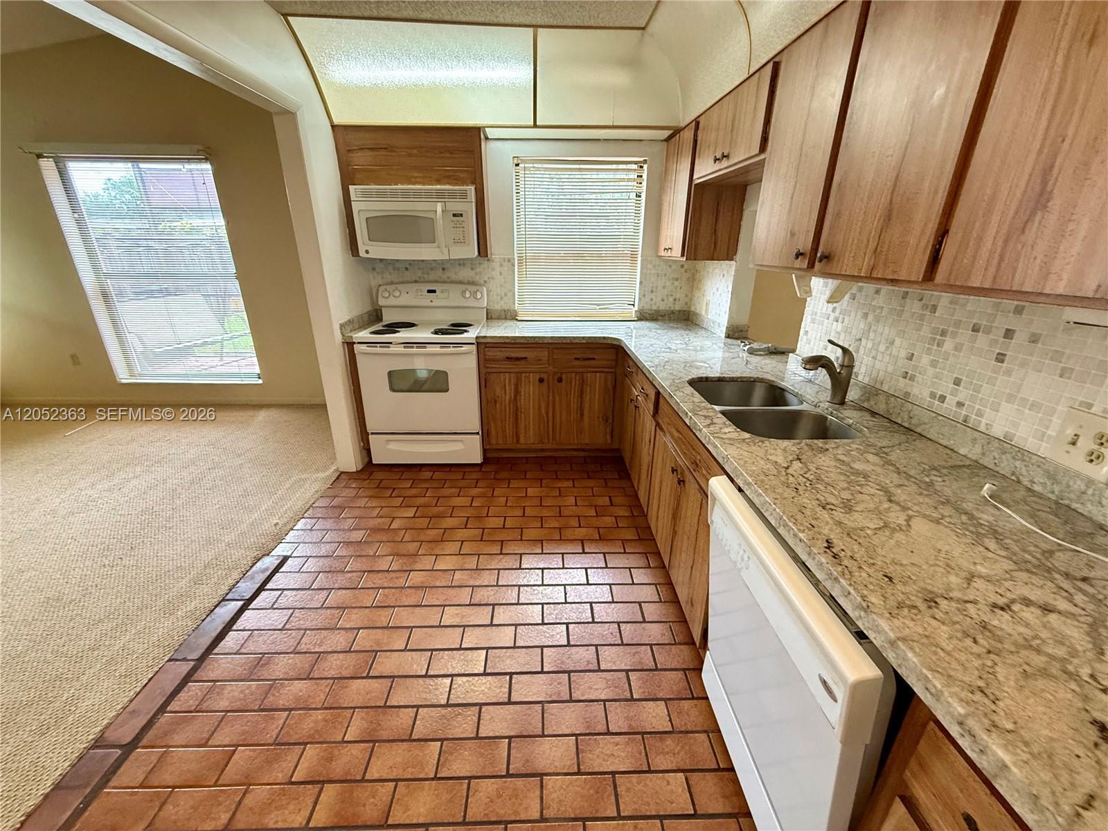 3620 Farragut St, Hollywood FL 33021 photo 4