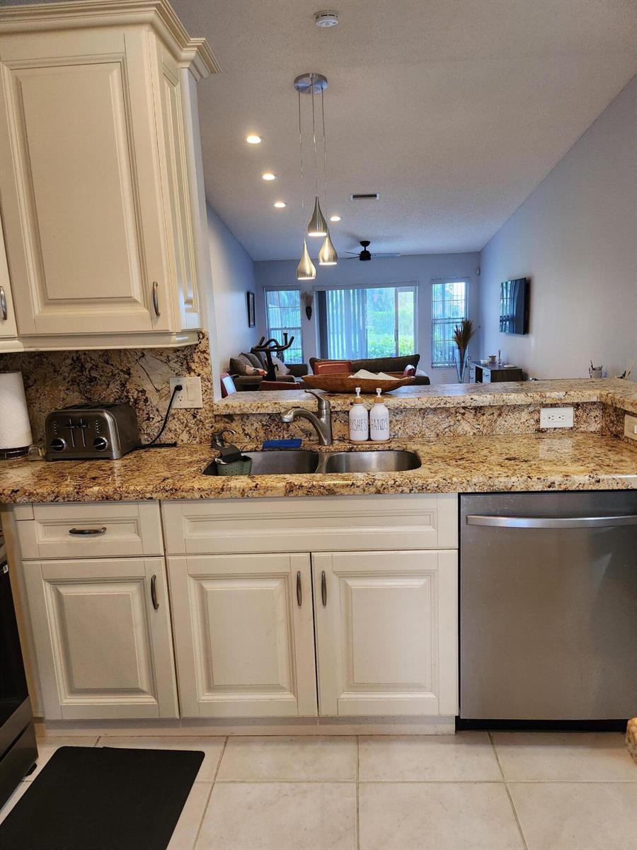 8951 Sunnywood Place, Boca Raton FL 33496 photo 5