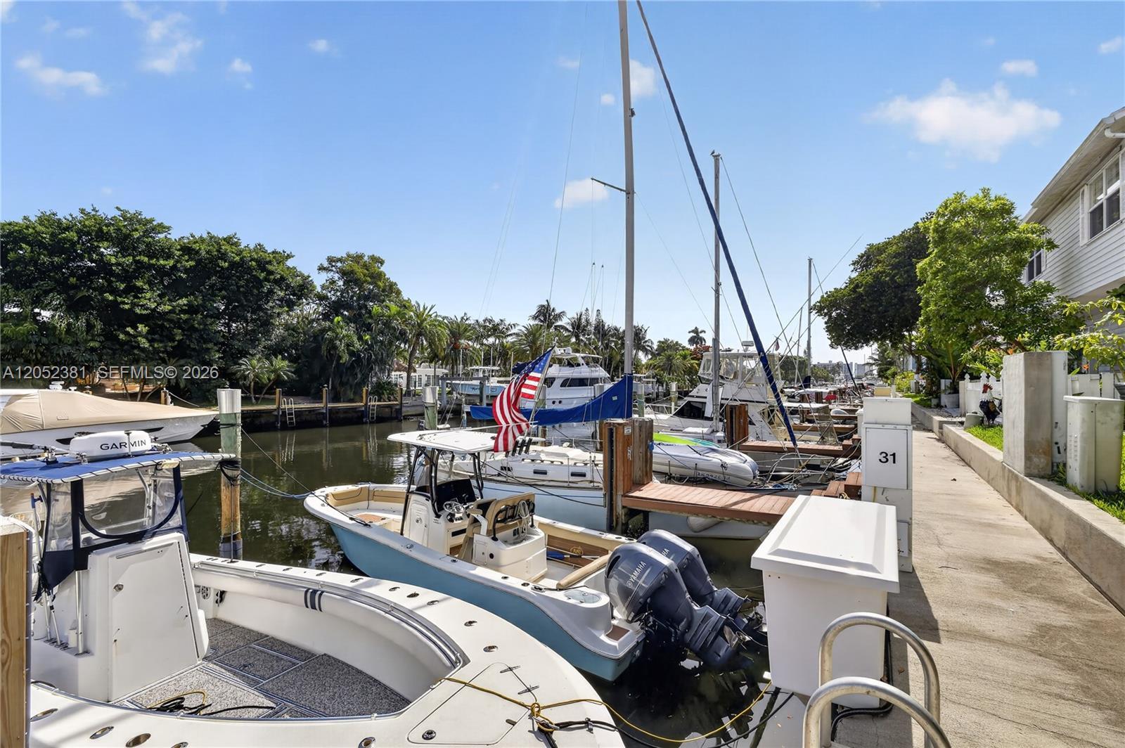 2561 NE 15th St, Pompano Beach FL 33062 photo 2