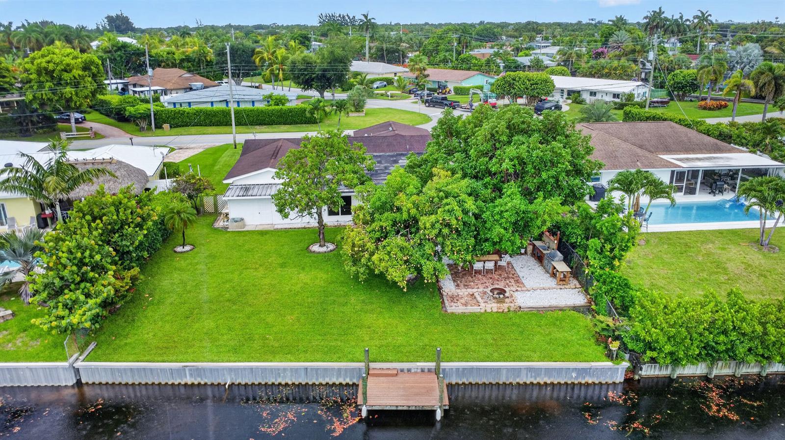 7951 W Lake Drive, Lake Clarke Shores FL 33406 photo 5