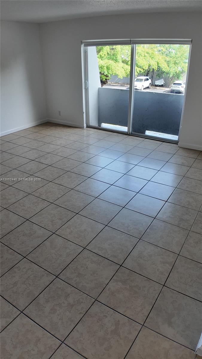 11150 SW 196th St # 212, Cutler Bay FL 33157 photo 5