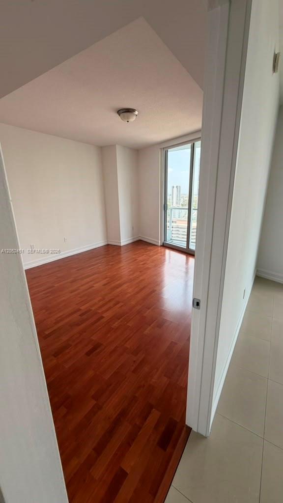 185 SW 7th St # 2505, Miami FL 33130 photo 5