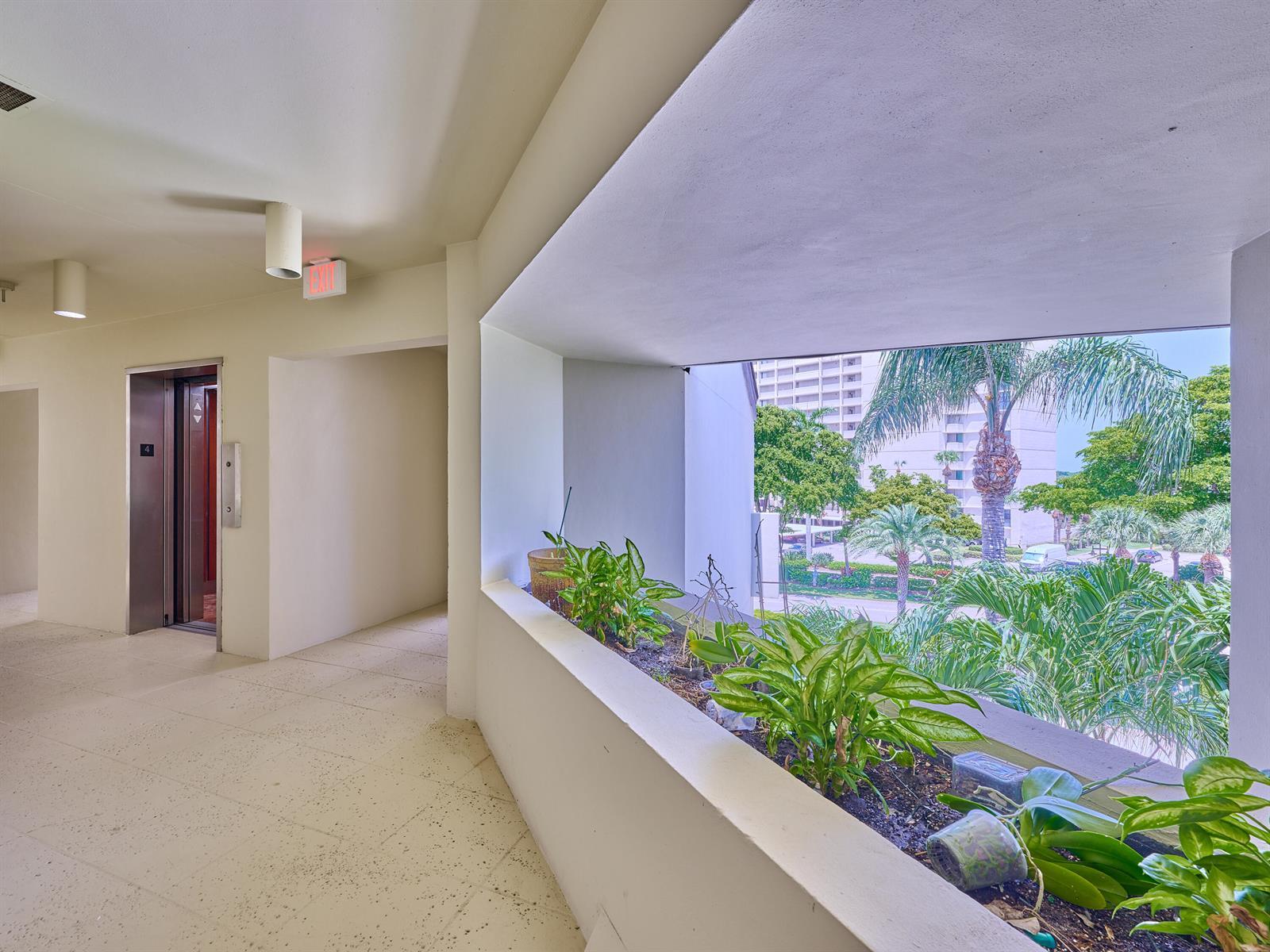 1117 Marine Way E, North Palm Beach FL 33408 photo 3