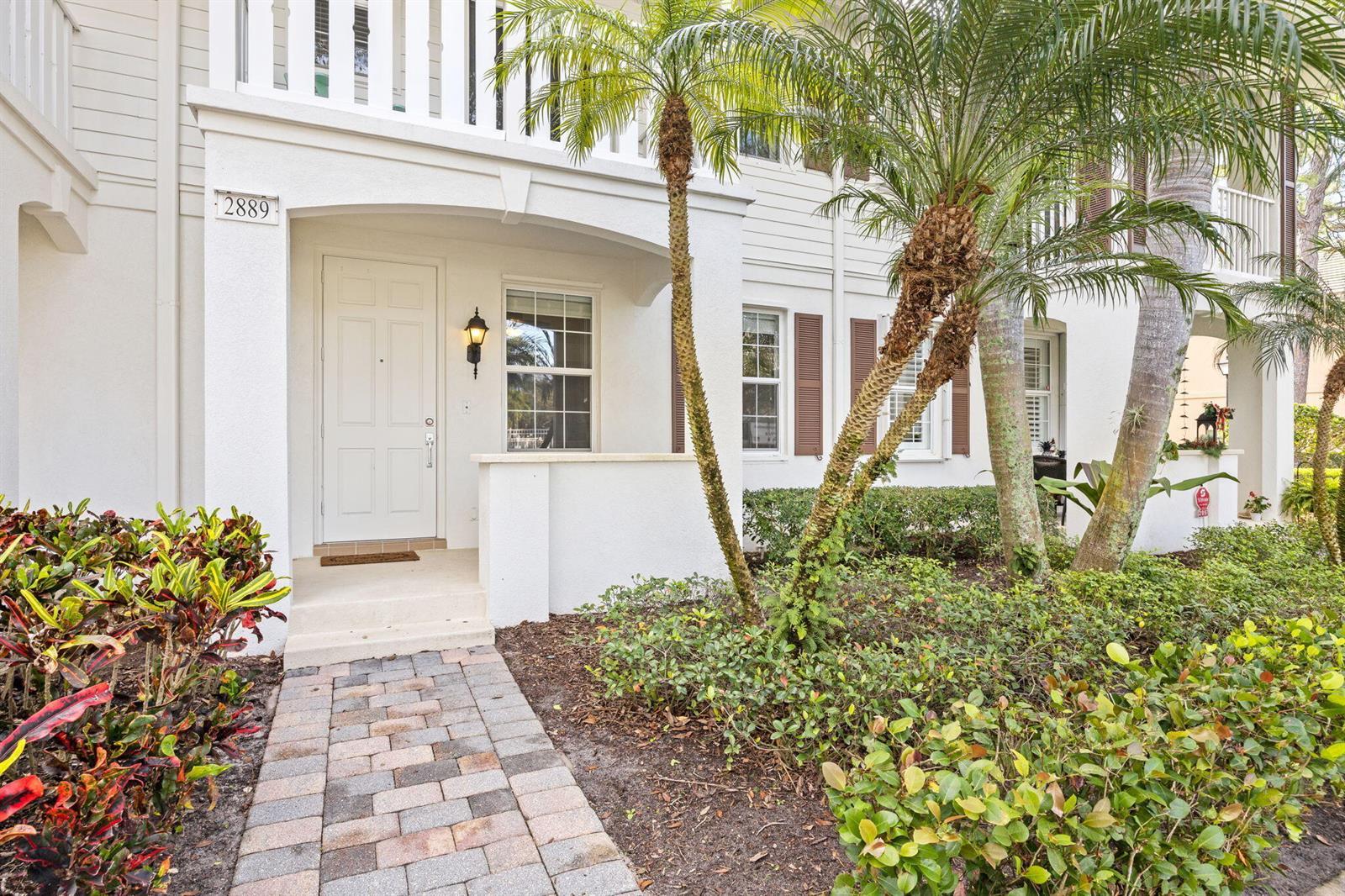 2889 E Community Drive, Jupiter FL 33458 photo 3