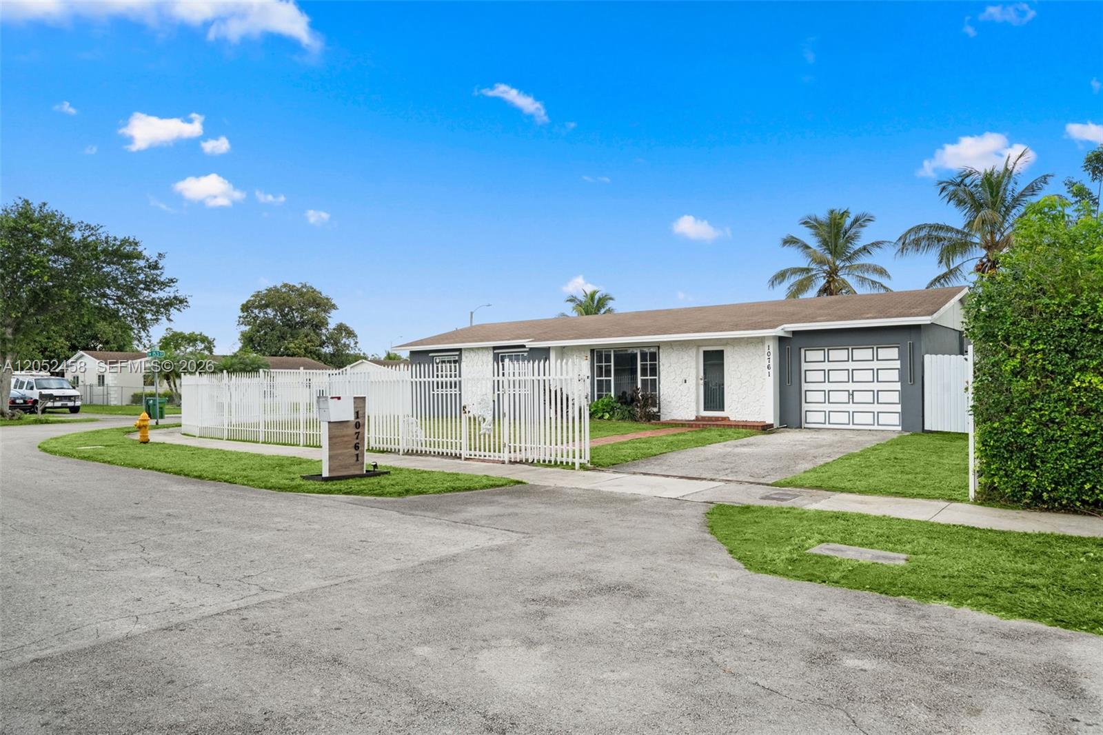 10761 SW 153rd St, Miami FL 33157 photo 3