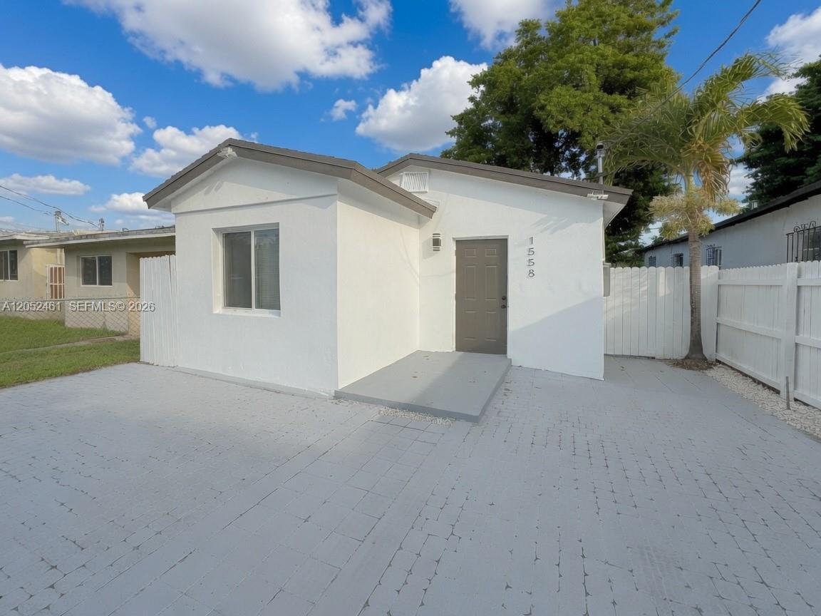1558 NW 71st St, Miami FL 33147 photo 2