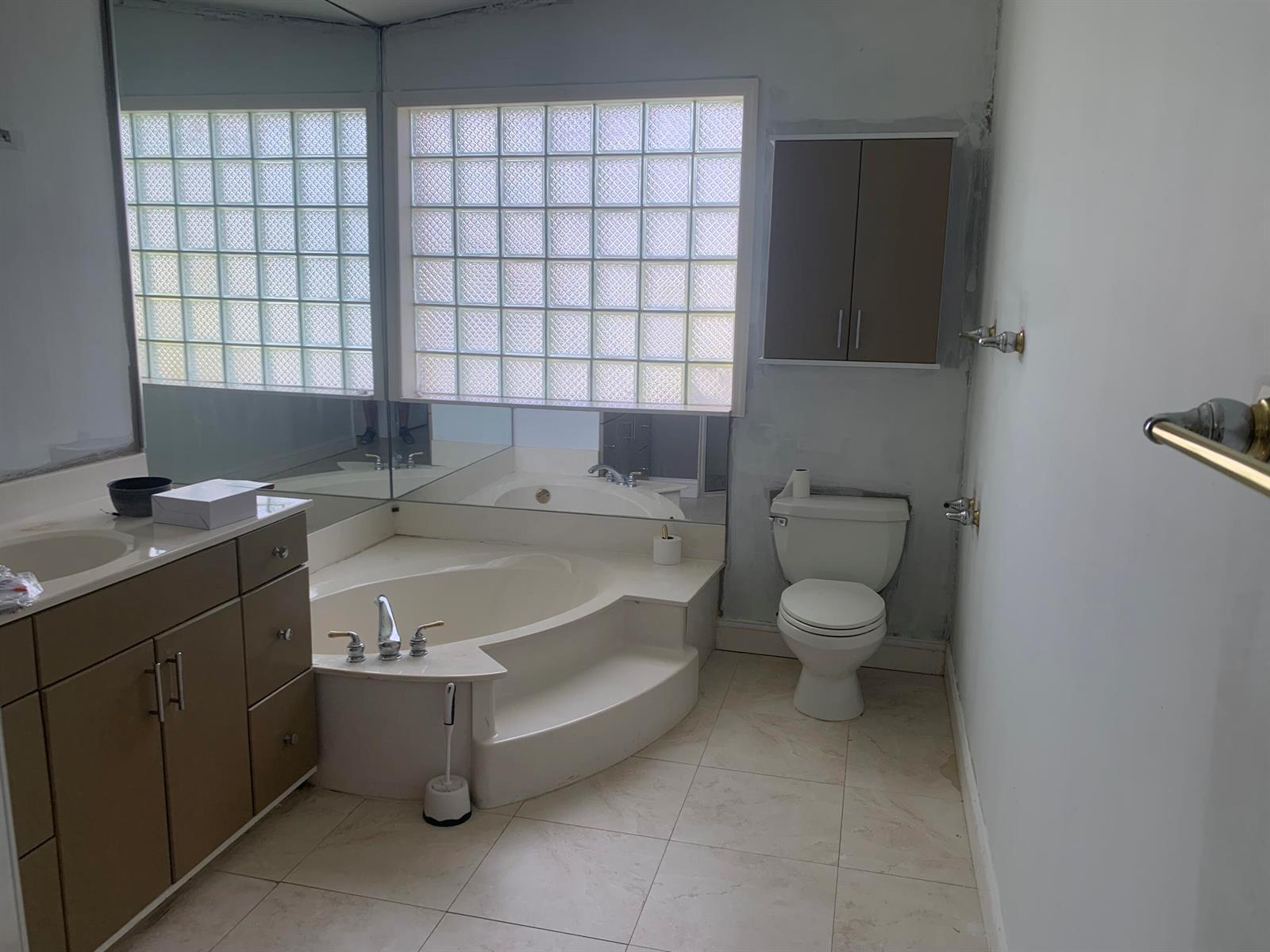 11585 N Quayside Drive, Cooper City FL 33026 photo 4