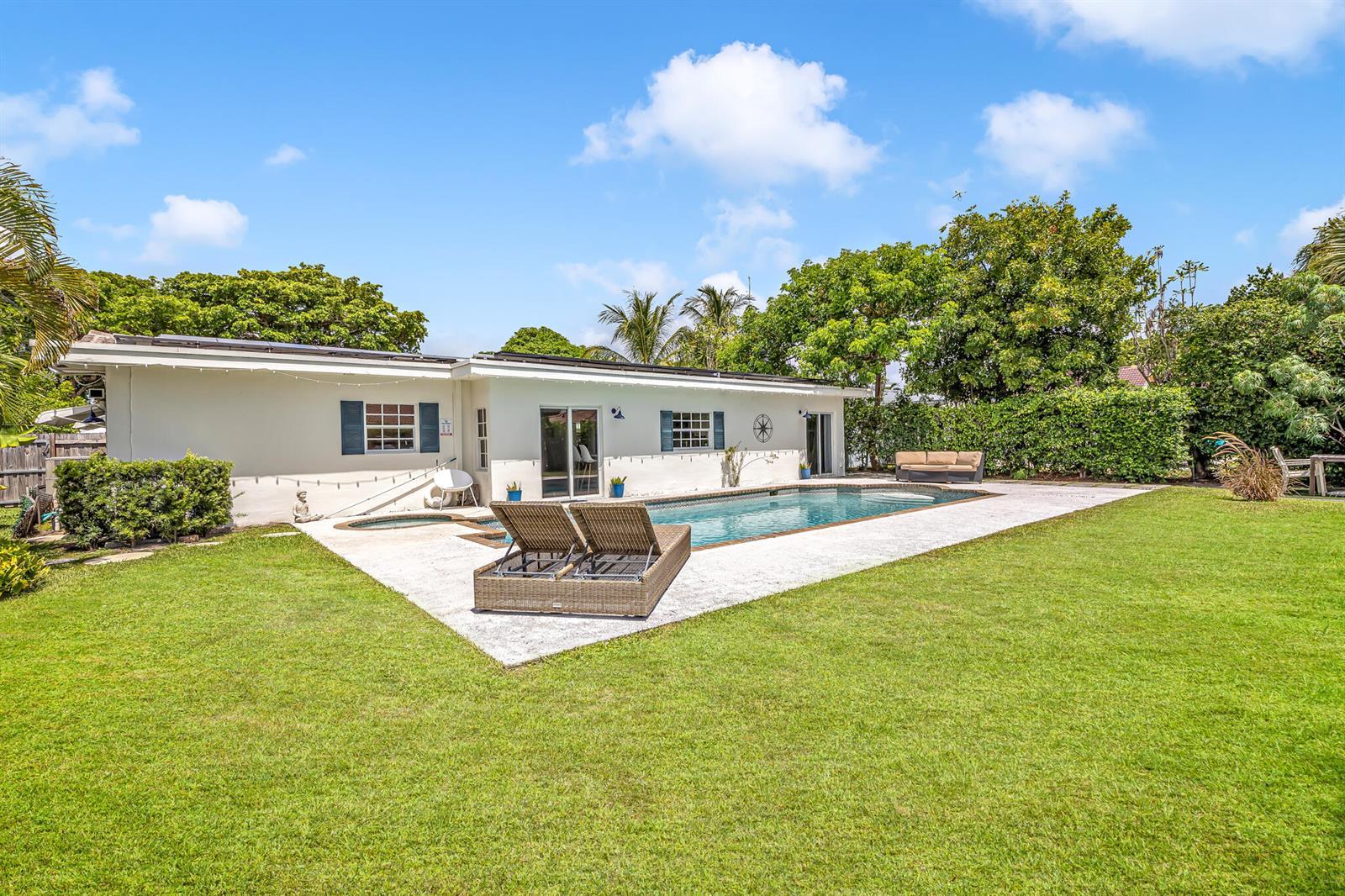 3830 NE 22nd Terrace, Lighthouse Point FL 33064 photo 2